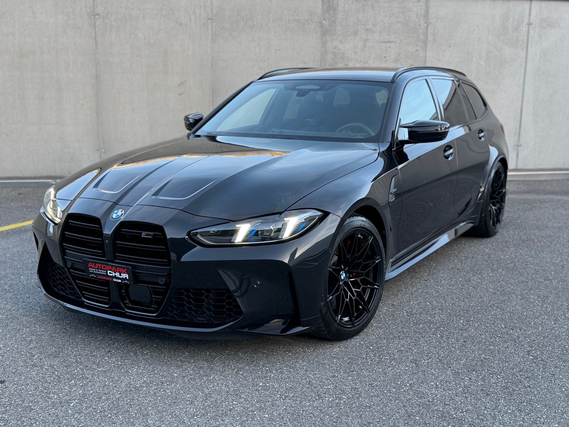 BMW M3 Touring xDrive Competition M-image-0