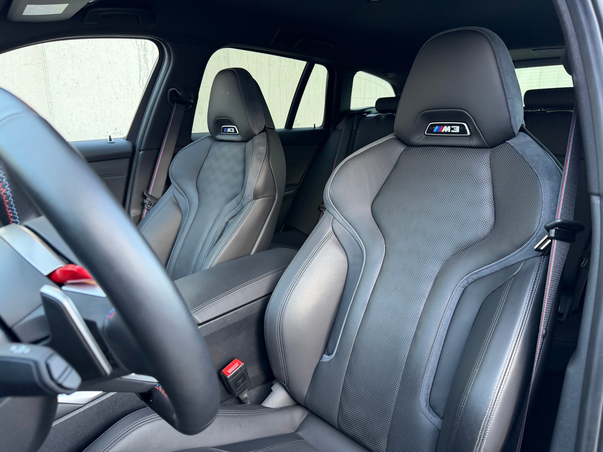 BMW M3 Touring xDrive Competition M-image-12