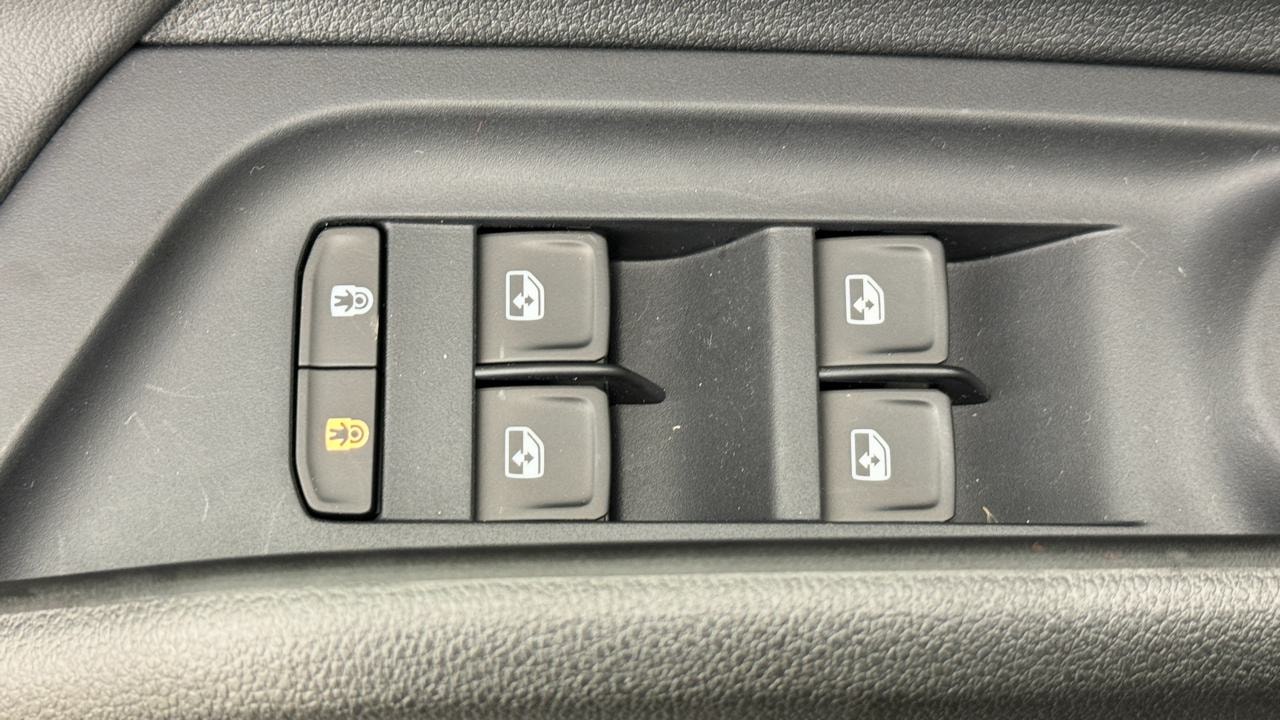 SKODA Enyaq 85x Sportline 4x4-image-8