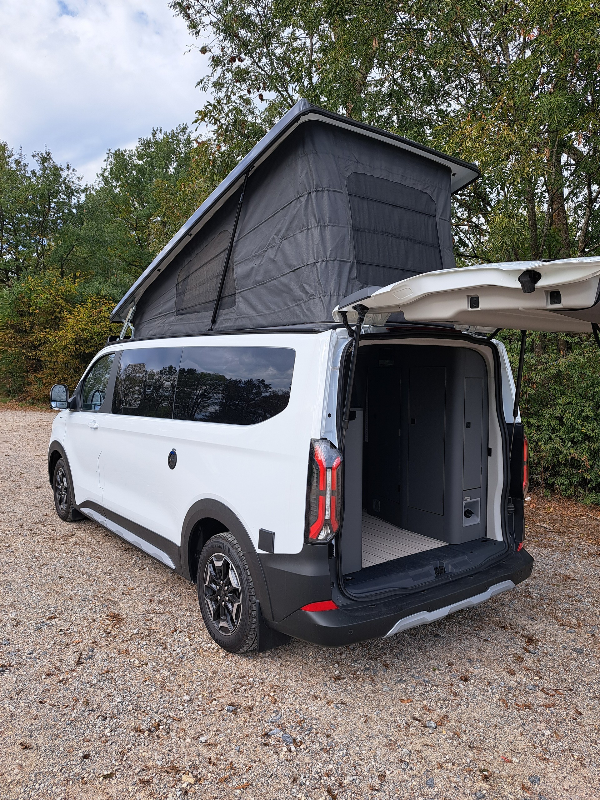 FORD Transit C Nugget 320 L2 2.0 EcoBlue 170 Active-image-11