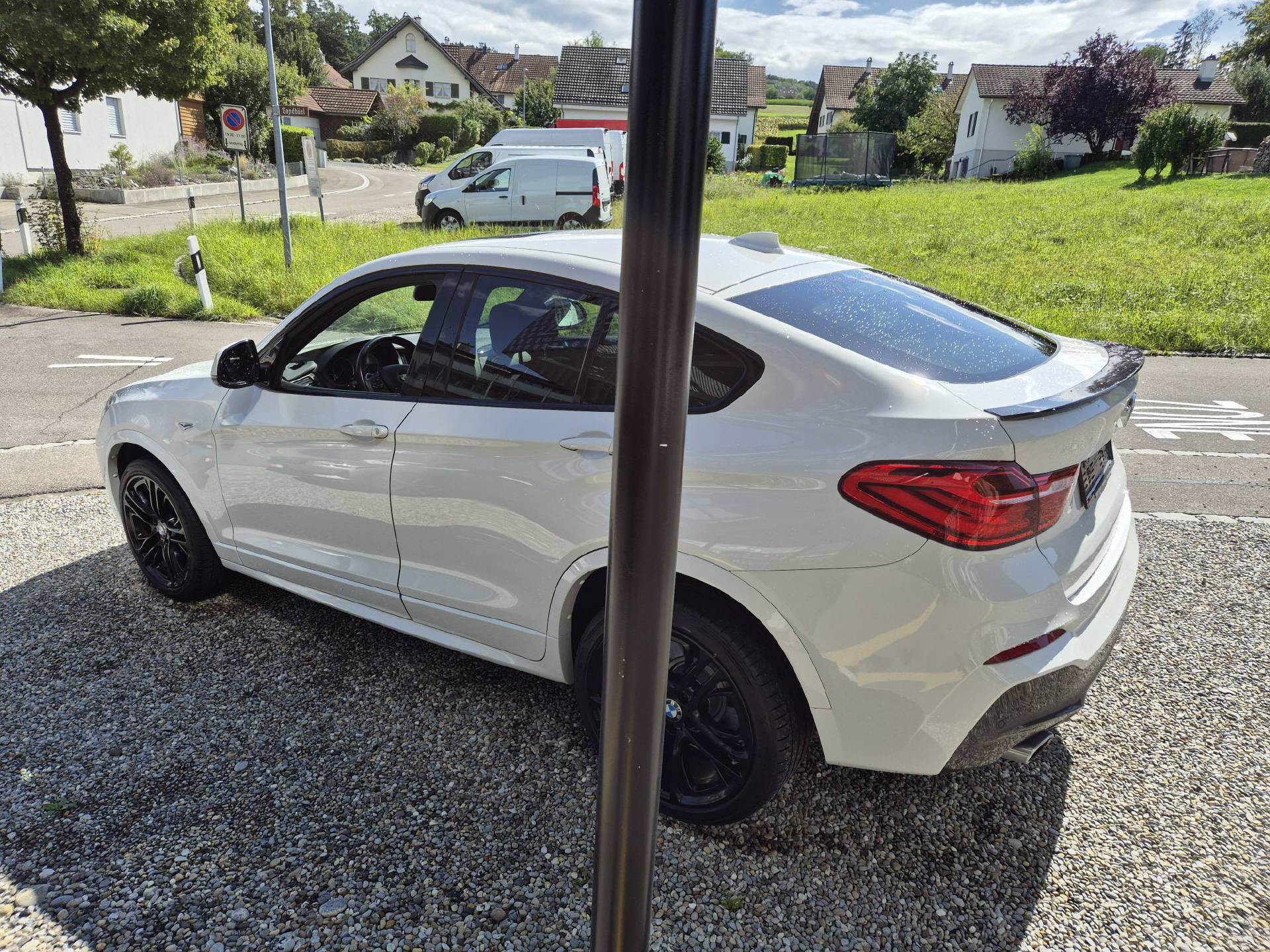 BMW X4 20d xDrive M-Sport-image-4
