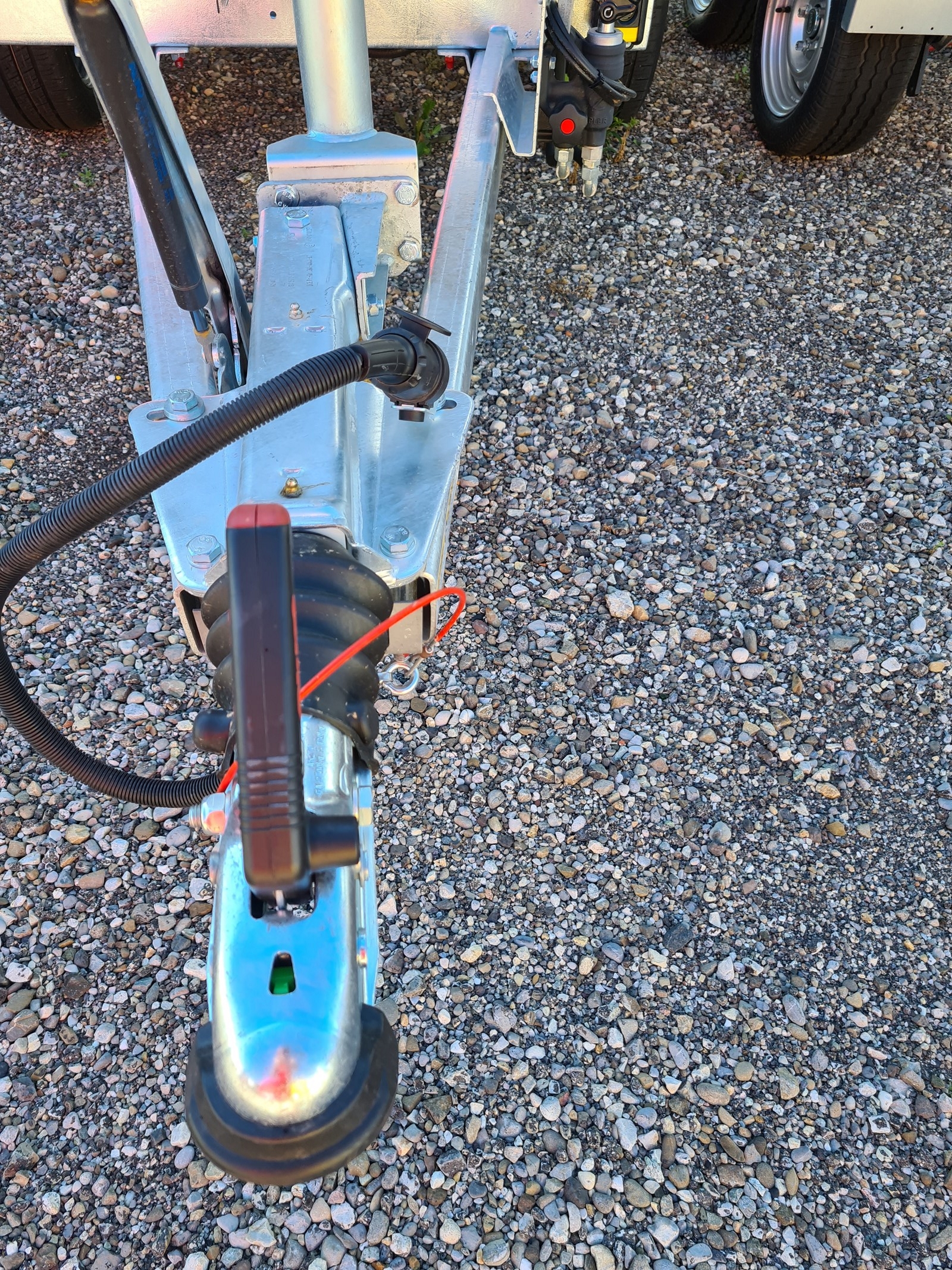 HUMBAUR DMS HTK 2700.27 3-Seitenkipper Alu-image-7