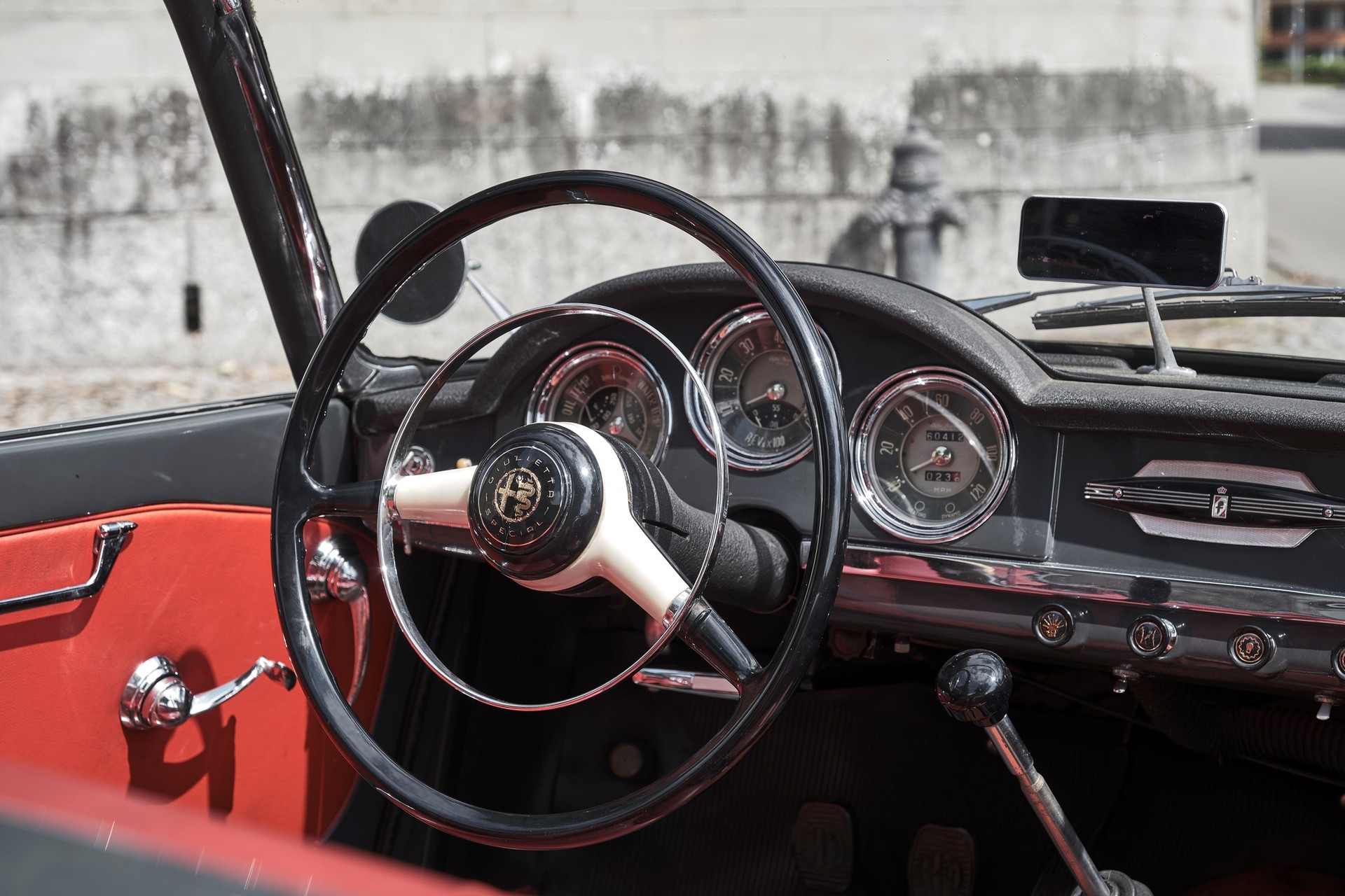ALFA ROMEO GIULIETTA Spider-image-5