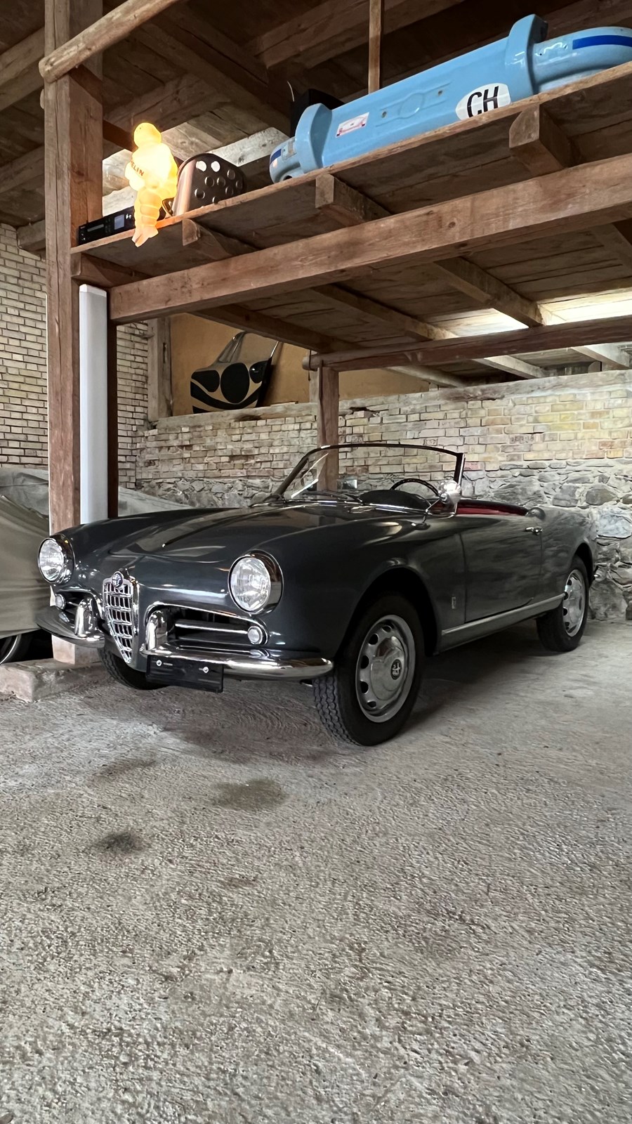 ALFA ROMEO GIULIETTA Spider-image-1