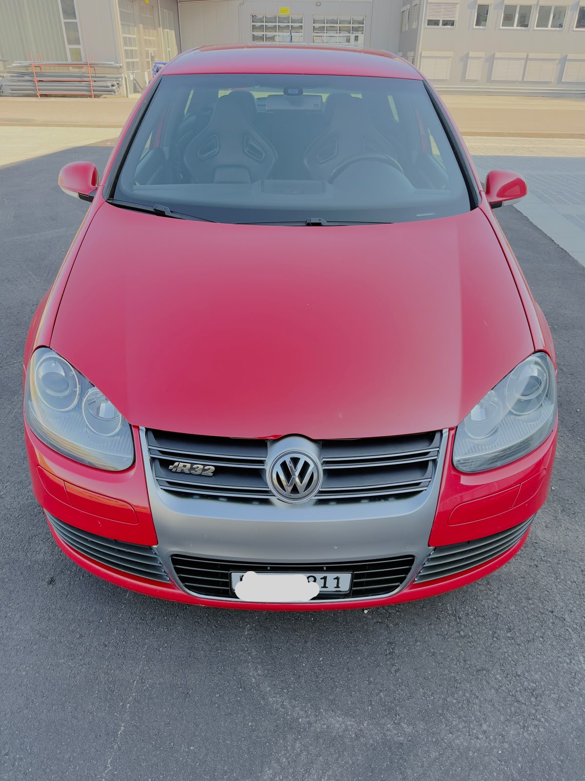 VW Golf R32 4Motion-image-6