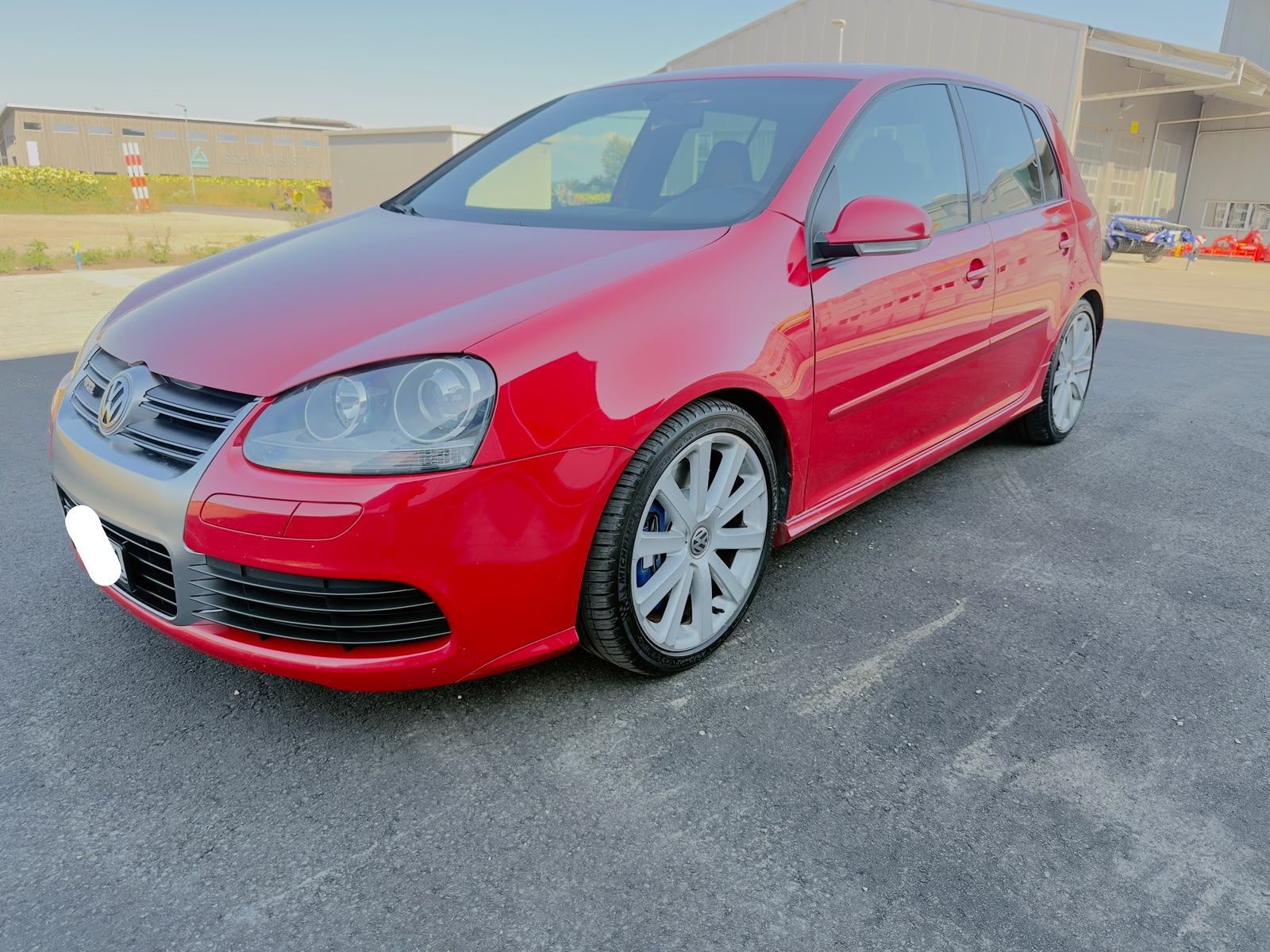 VW Golf R32 4Motion-image-4