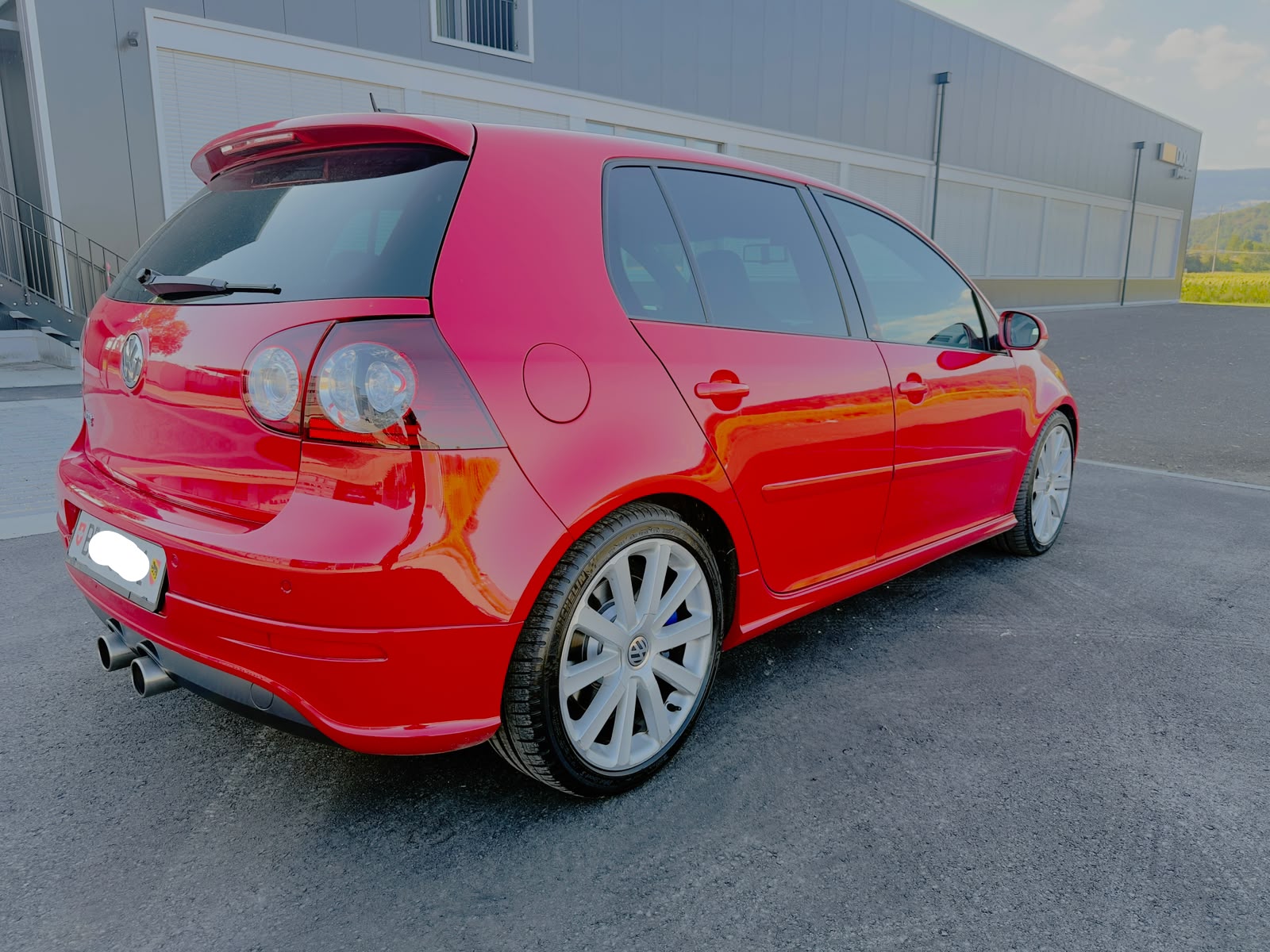 VW Golf R32 4Motion-image-5