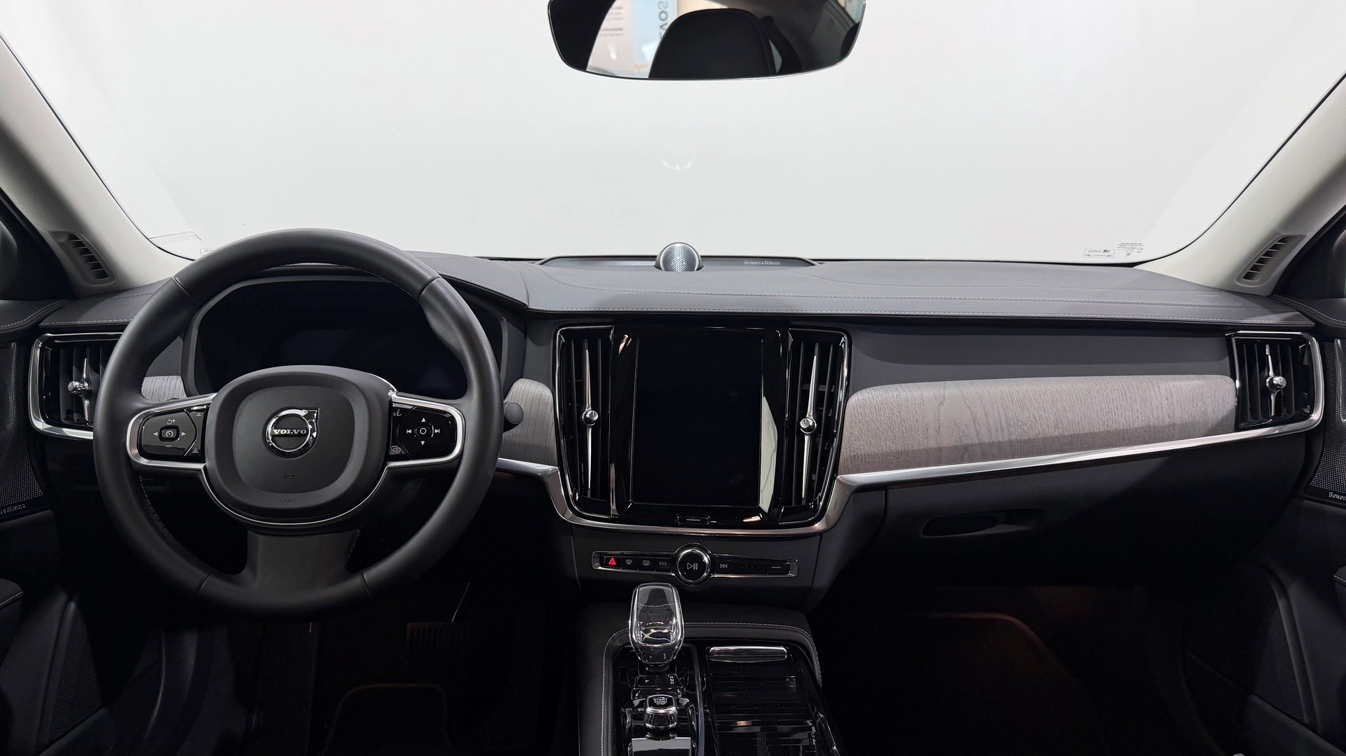 VOLVO S90 2.0 T8 TE Ultimate Dark eA-image-5