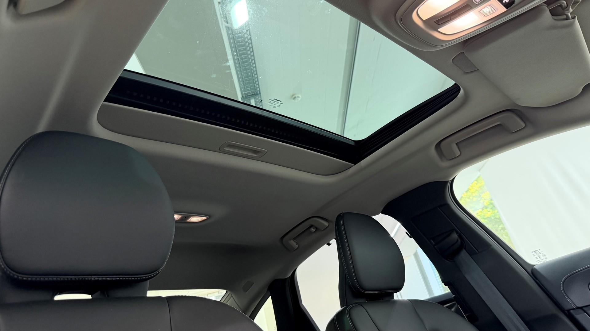 VOLVO S90 2.0 T8 TE Ultimate Dark eA-image-14