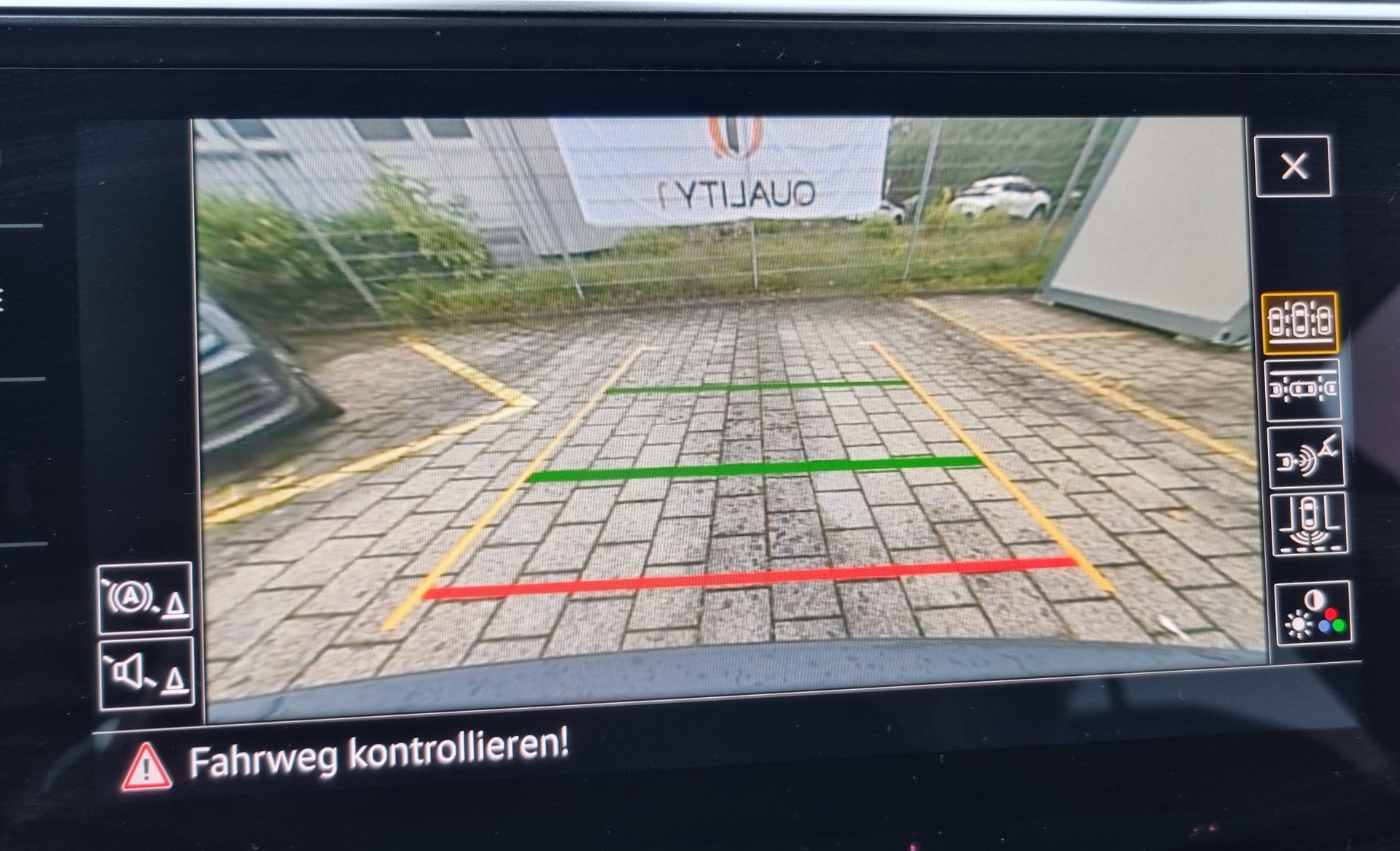 VW Tiguan Allspace XL Extra. Lange 2.0 TDI SCR Highline 4Motion DSG-image-14