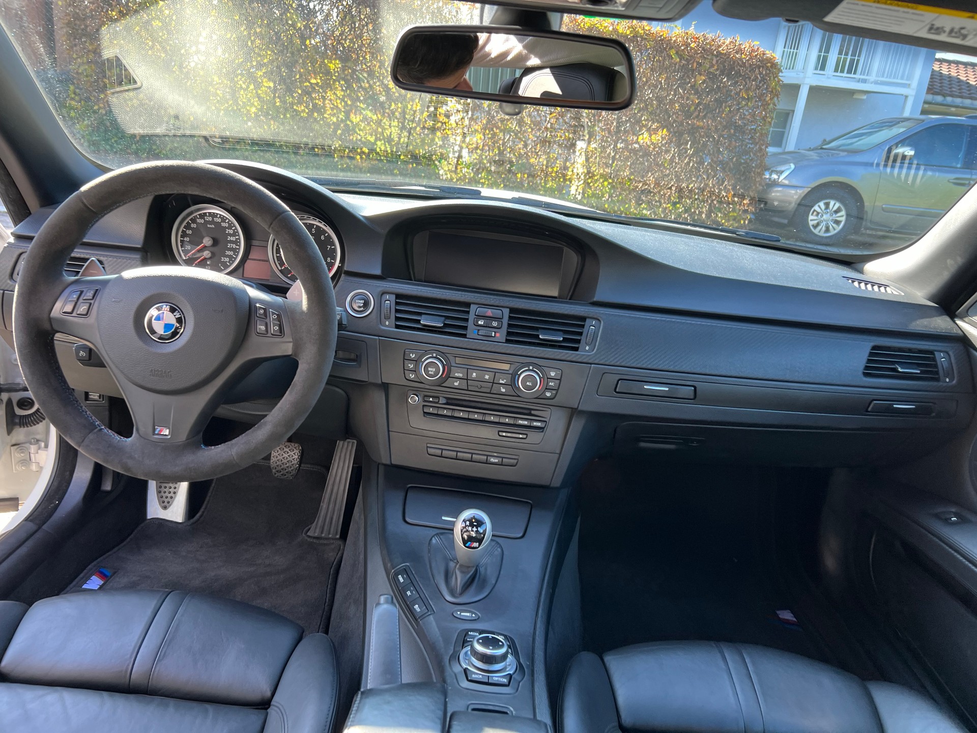 BMW E93-image-4