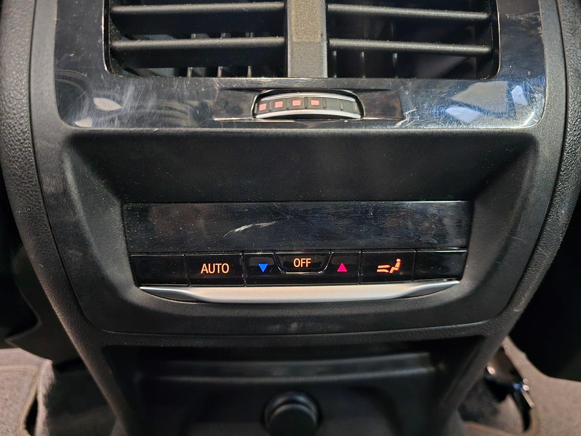 BMW X3 xDrive 20d Individual xLine Steptronic-image-13