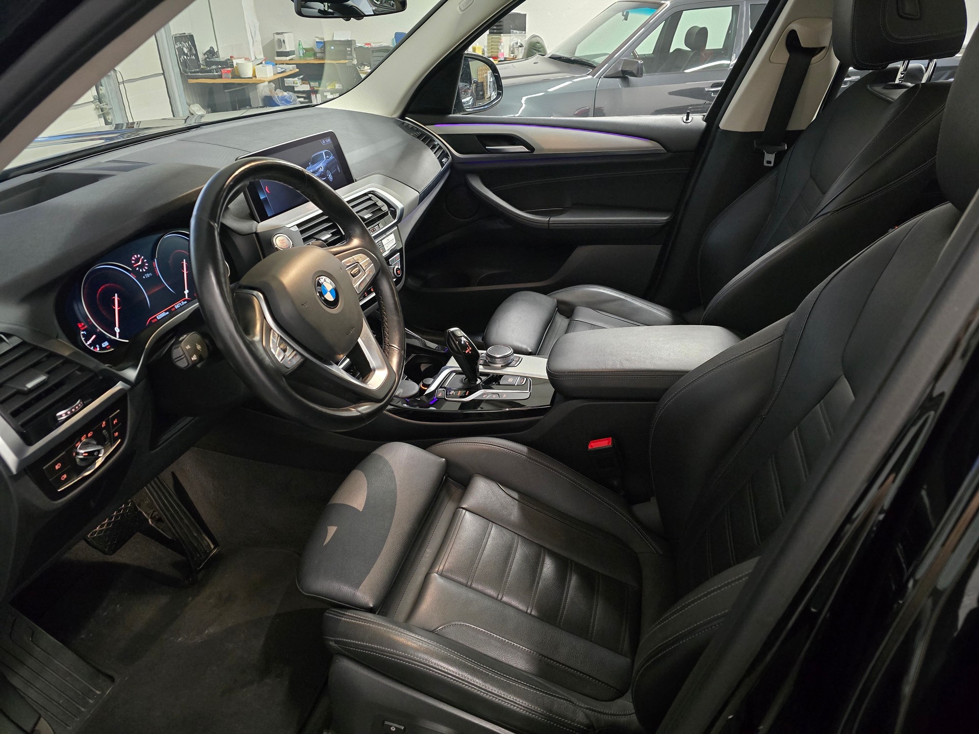 BMW X3 xDrive 20d Individual xLine Steptronic-image-3
