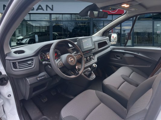 NISSAN Primastar130 3.0L1H1Acent-image-7