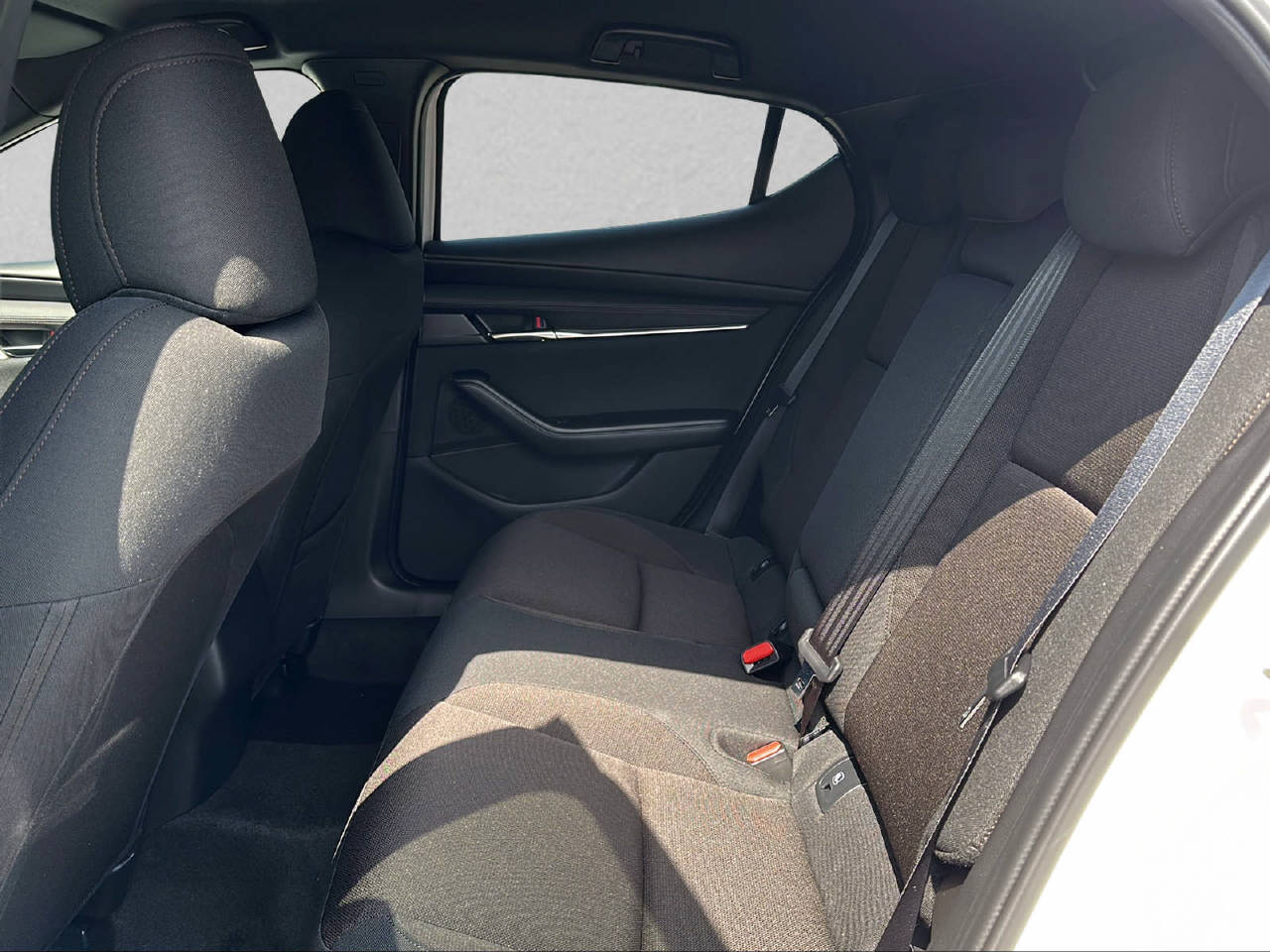 MAZDA 3 Hatchback 2.5 140 PS Exclusive-Line FWD-image-6
