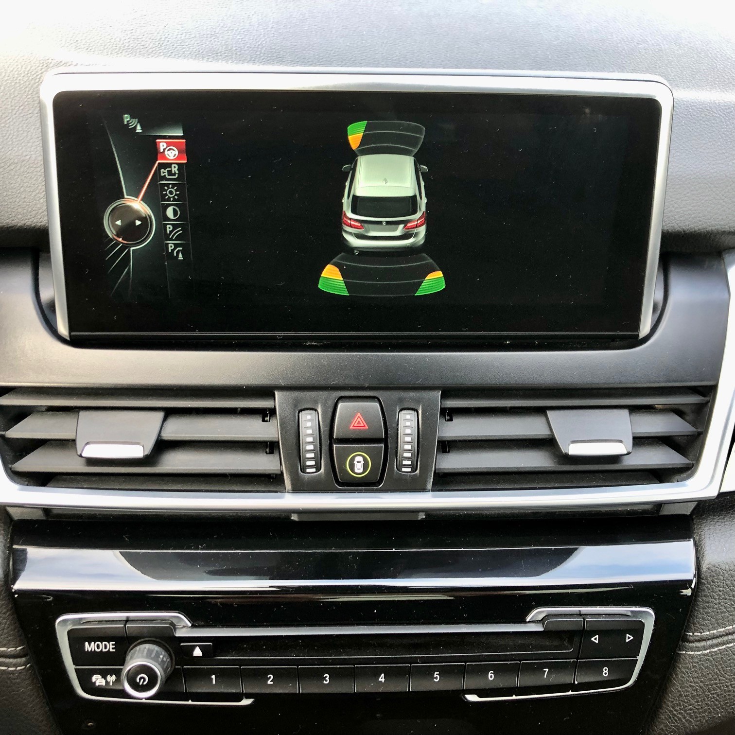 BMW 216d Active Tourer-image-14