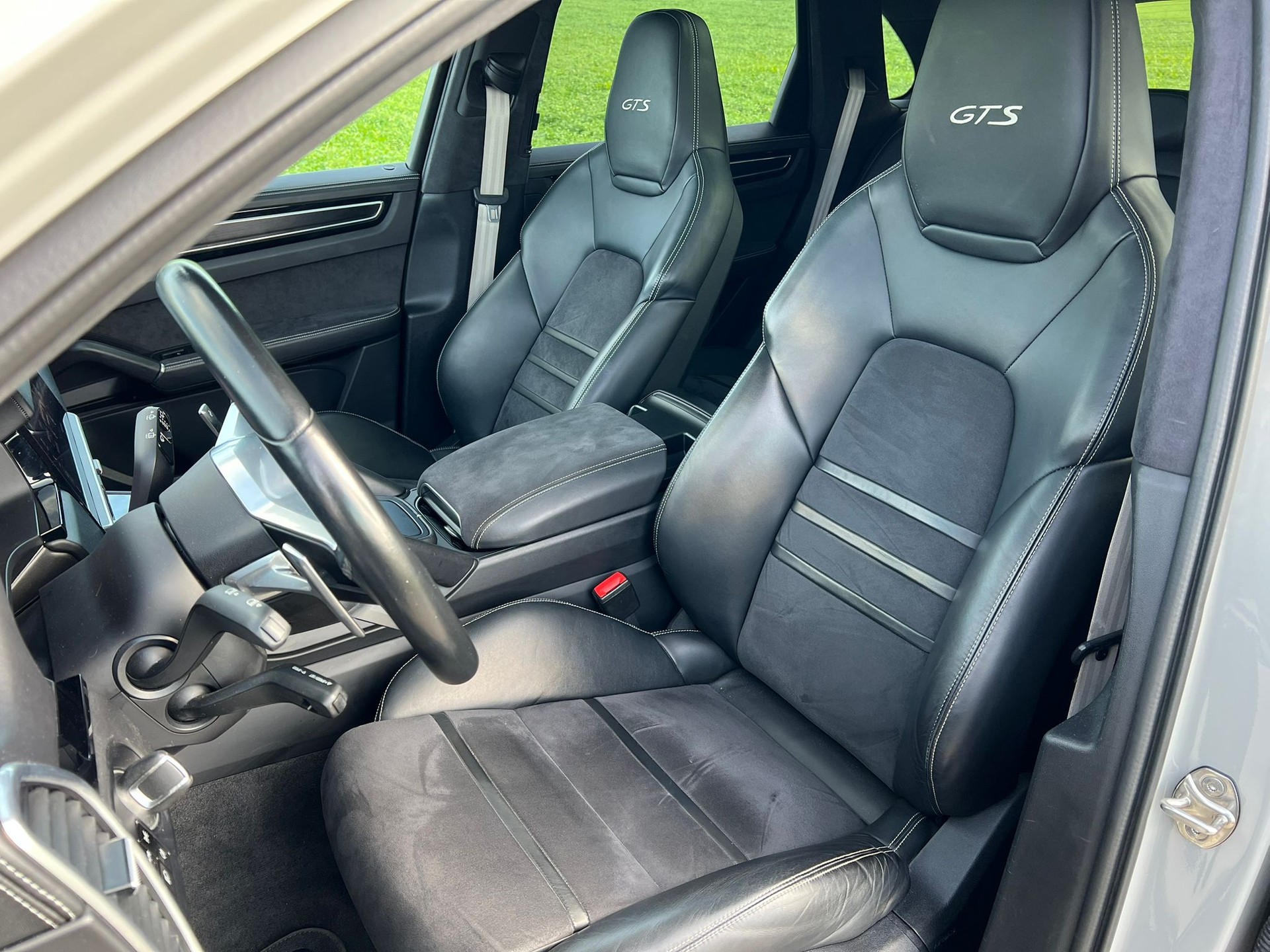 PORSCHE Cayenne GTS-image-11