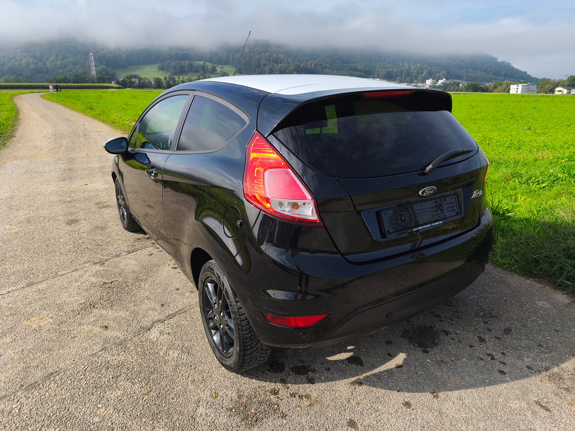 FORD Fiesta 1.0 SCTi Trend PowerShift-image-2