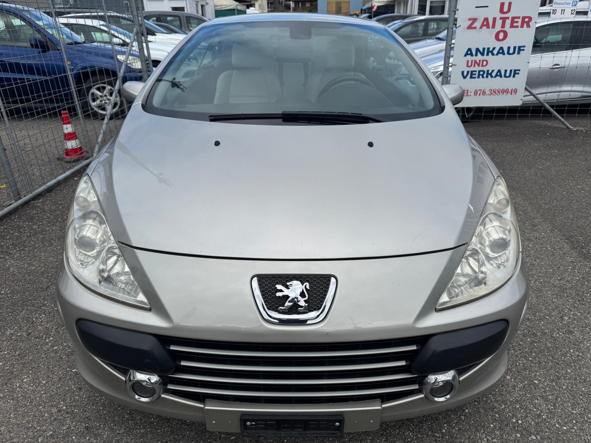 PEUGEOT 307 CC 2.0 16V Platinum Edition-image-1
