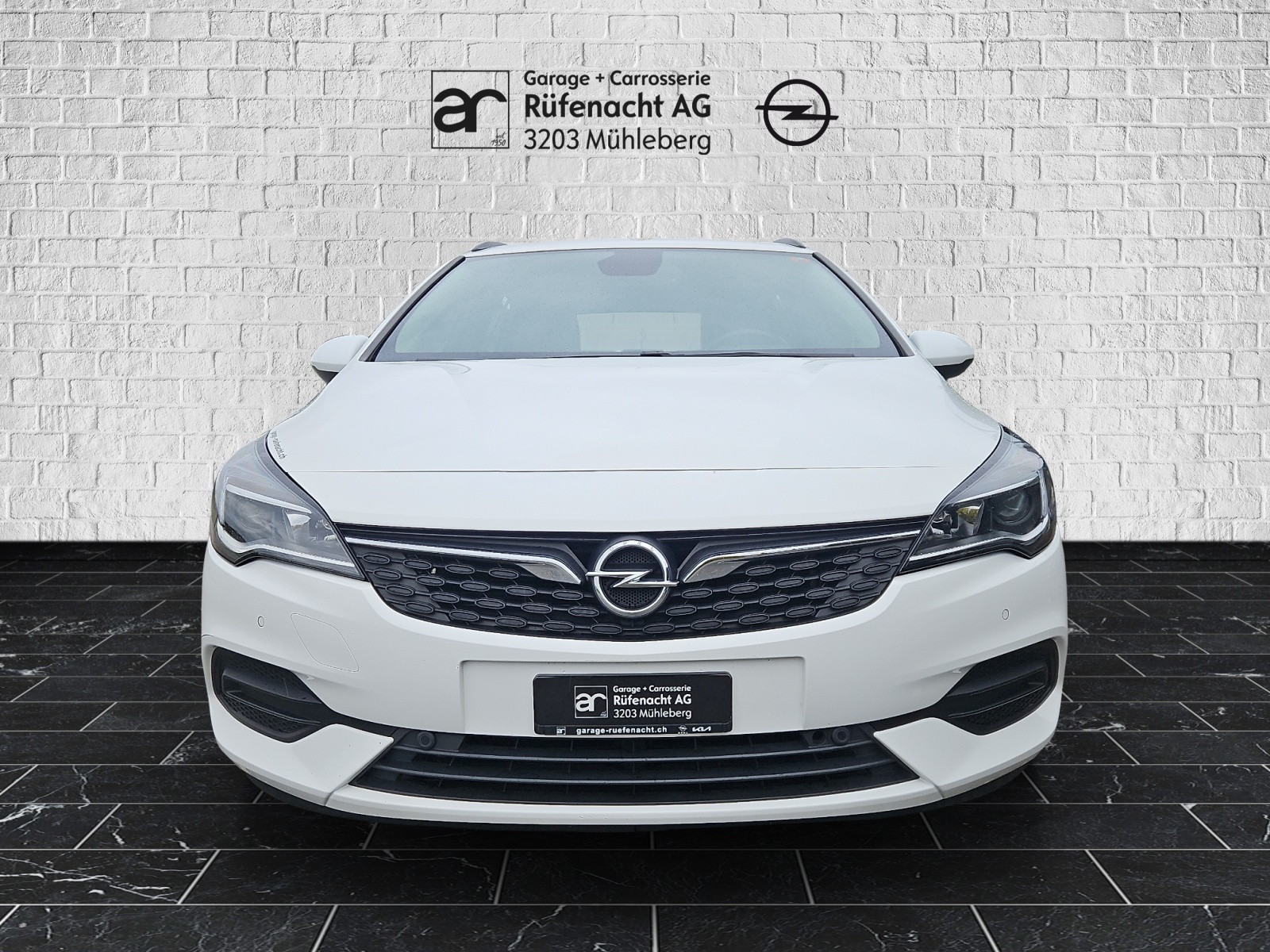 OPEL Astra Sports Tourer 1.2 T 145 Edition S/S-image-2