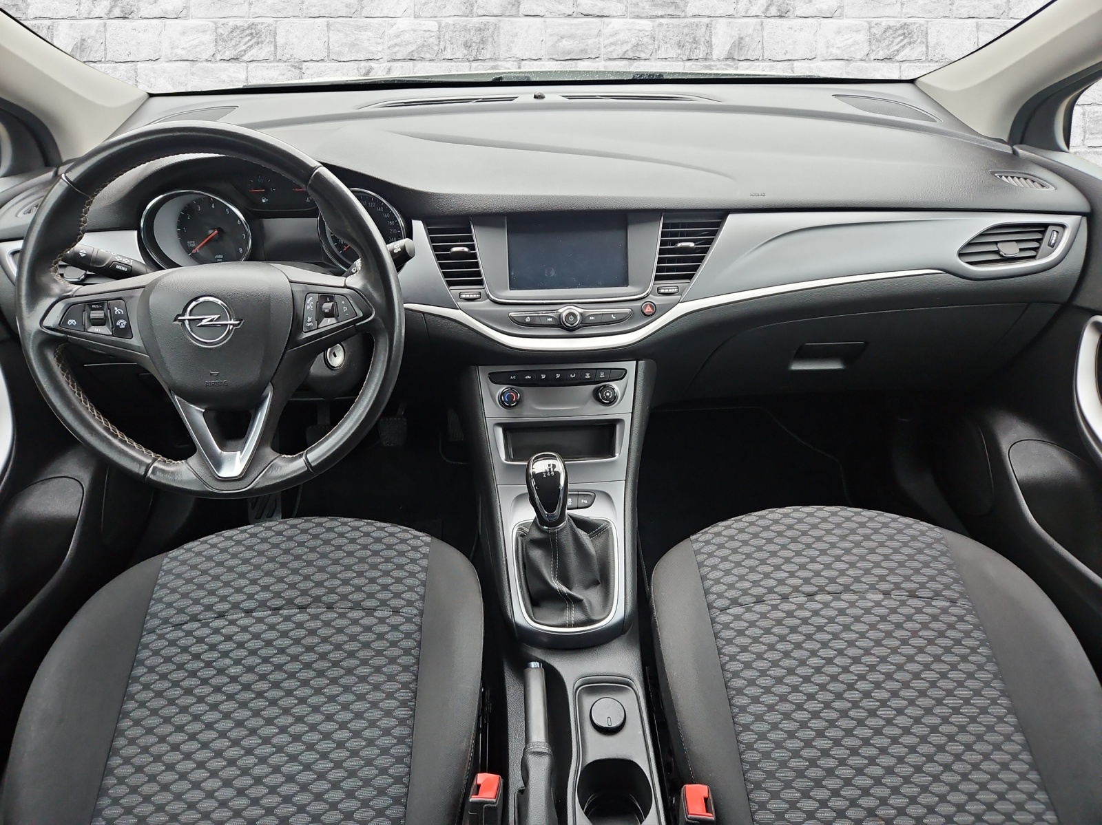 OPEL Astra Sports Tourer 1.2 T 145 Edition S/S-image-5