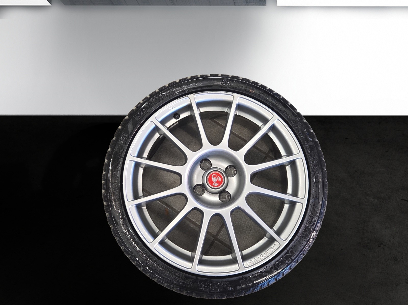 FIAT 595C 1.4 16V Turbo Abarth F595-image-18