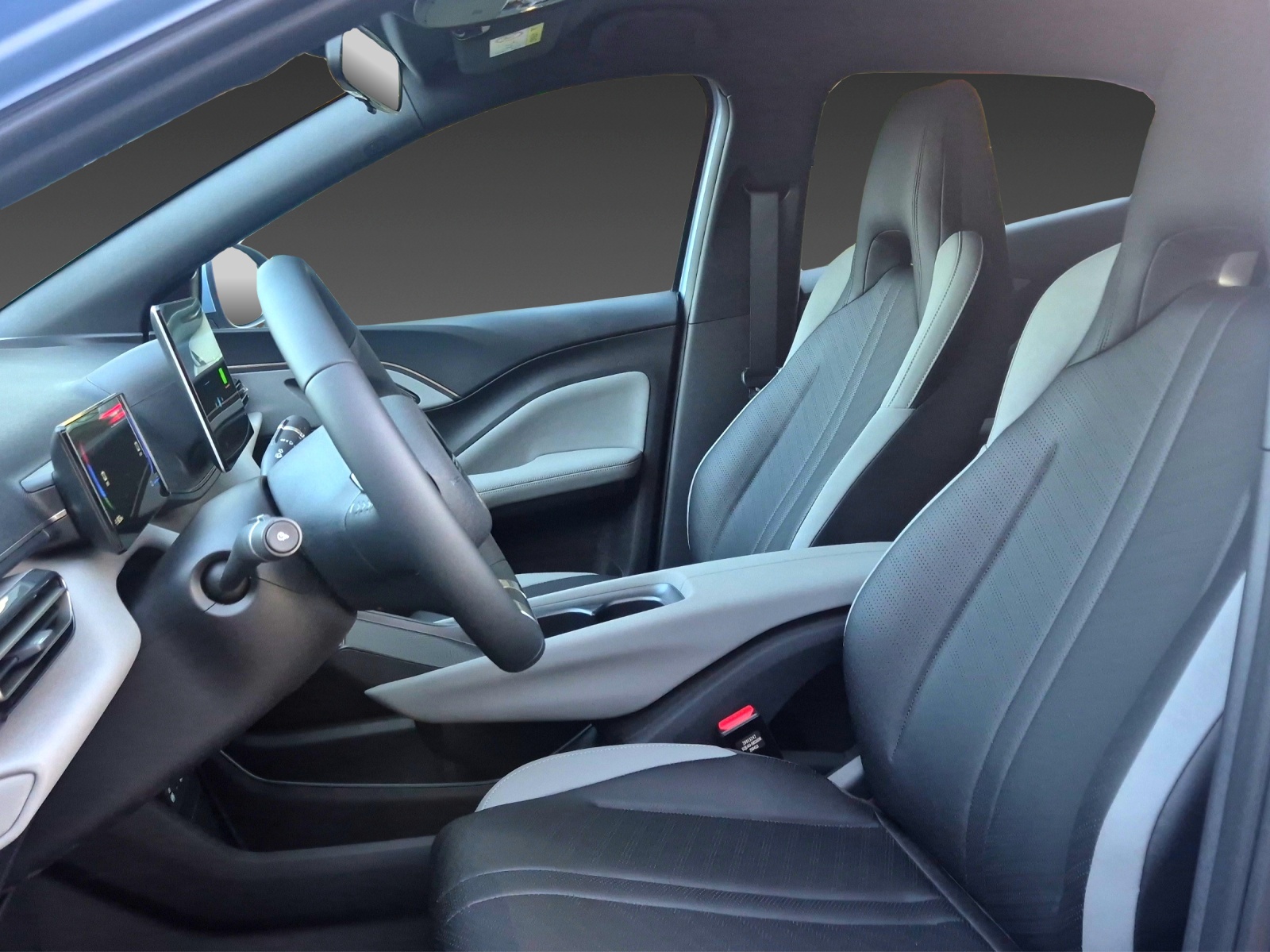 BYD Dolphin Surf 30 kWh Active-image-12
