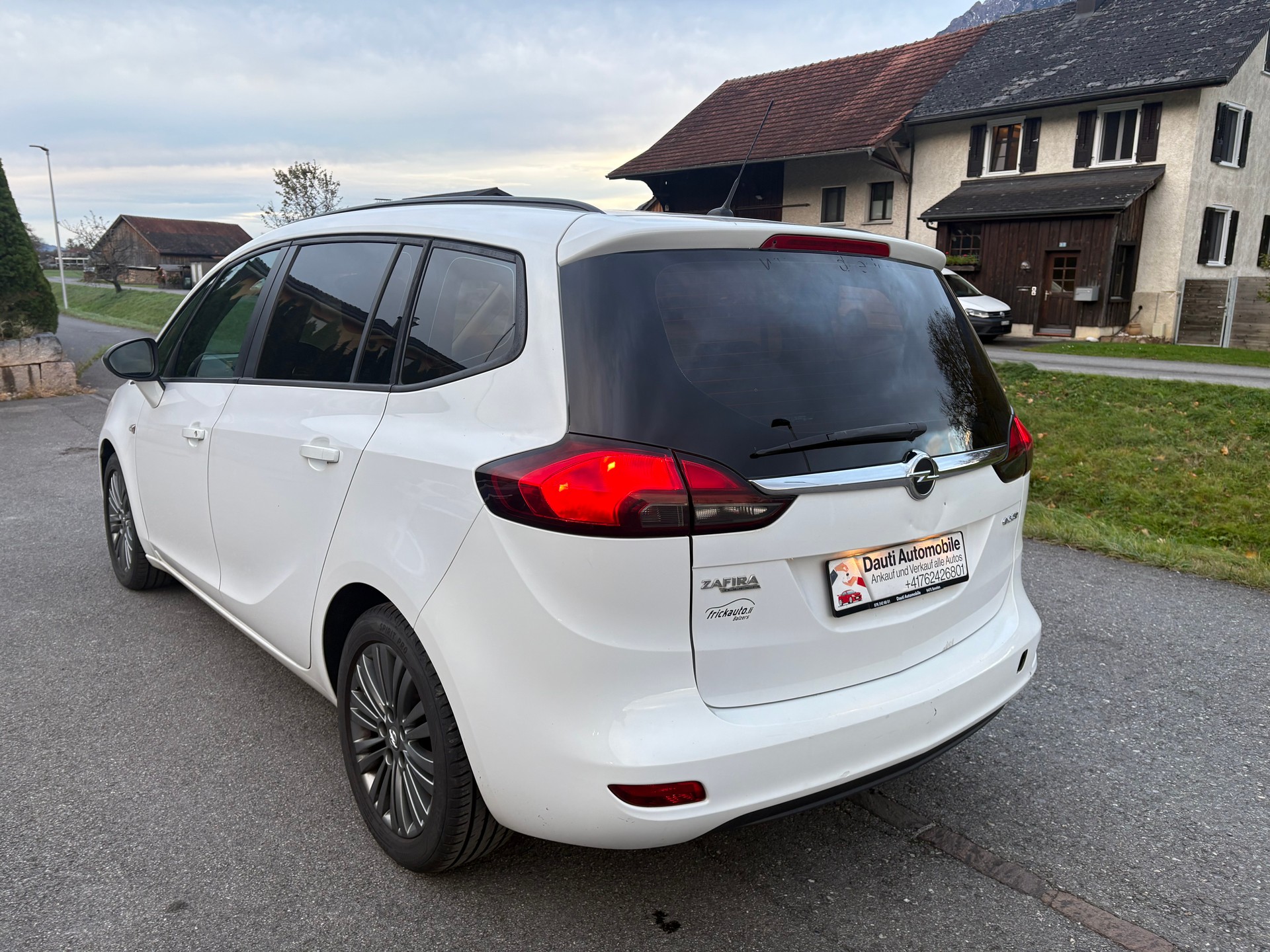 OPEL Zafira Tourer 1.4i 16V Cosmo-image-5