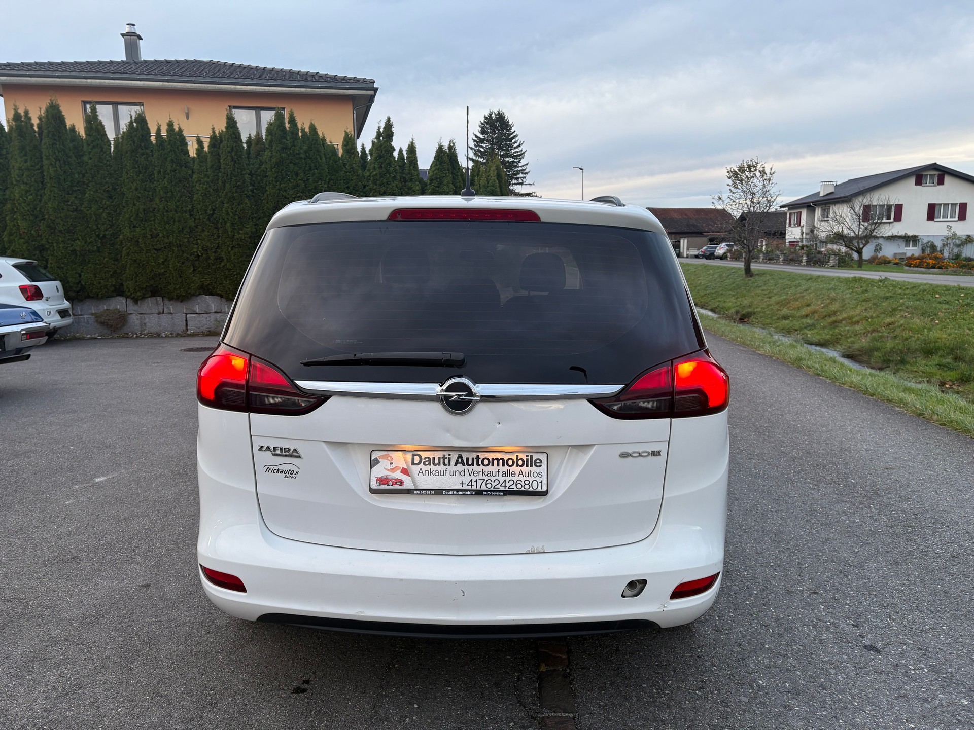 OPEL Zafira Tourer 1.4i 16V Cosmo-image-4
