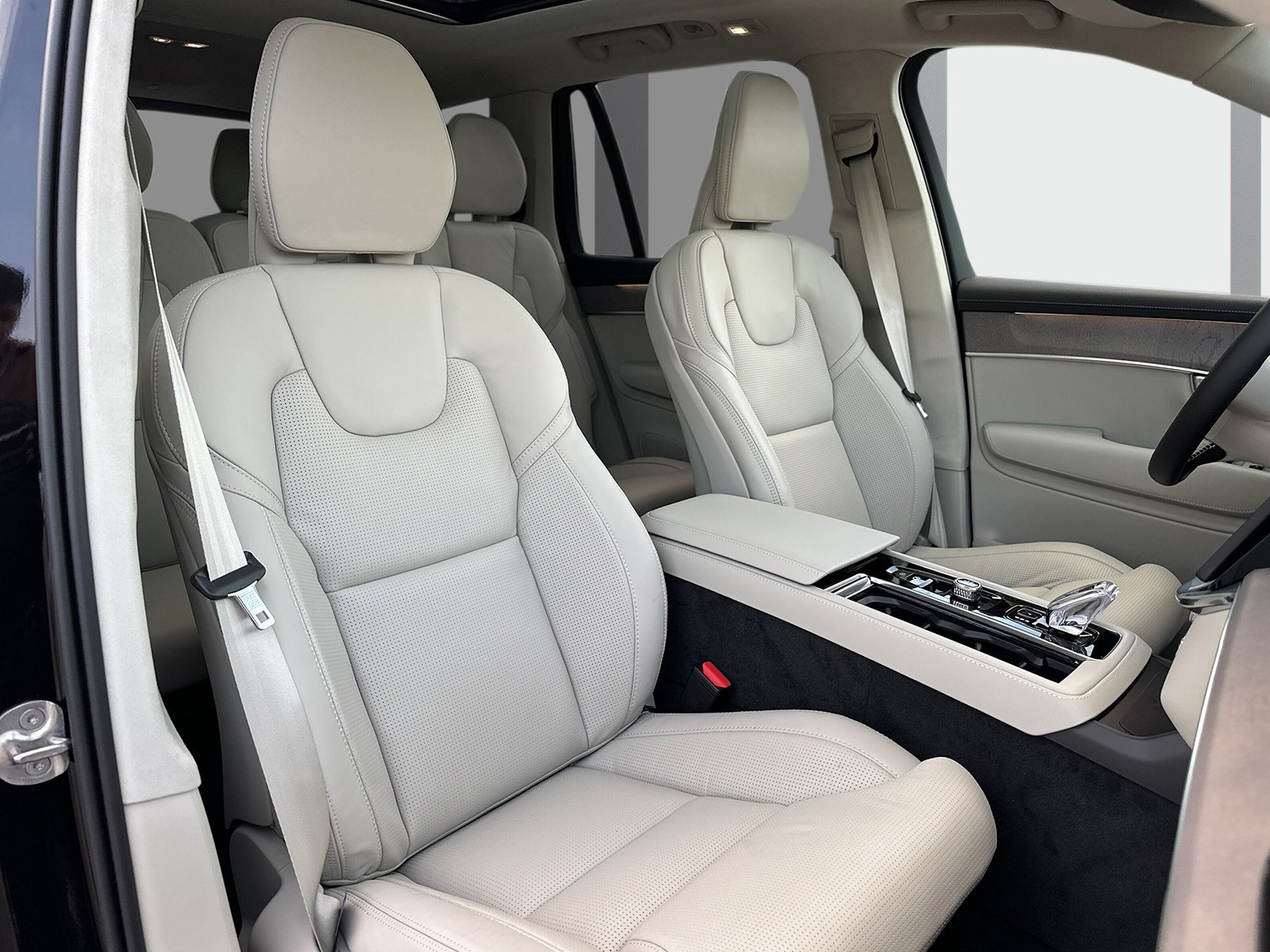 VOLVO XC90 2.0 T8 TE Ultra XCLUSIVE Dark eAWD-image-13