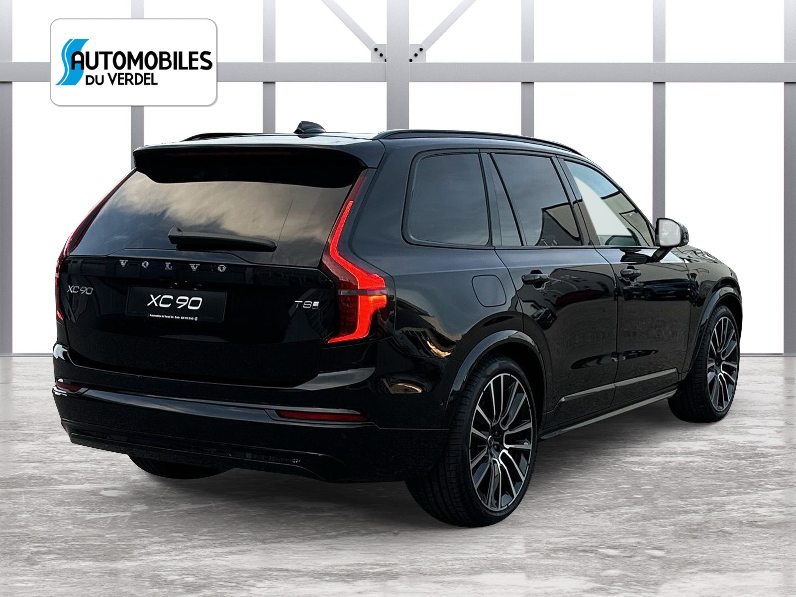 VOLVO XC90 2.0 T8 TE Ultra XCLUSIVE Dark eAWD-image-4
