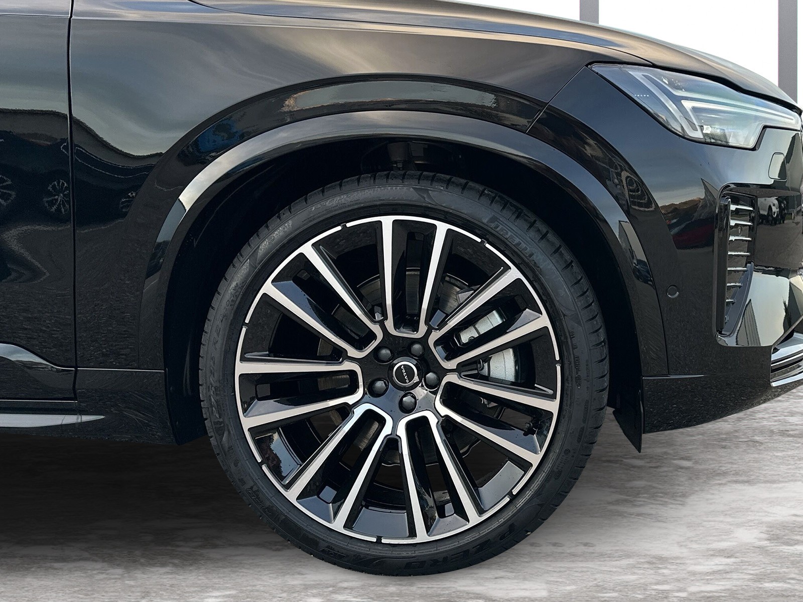 VOLVO XC90 2.0 T8 TE Ultra XCLUSIVE Dark eAWD-image-6