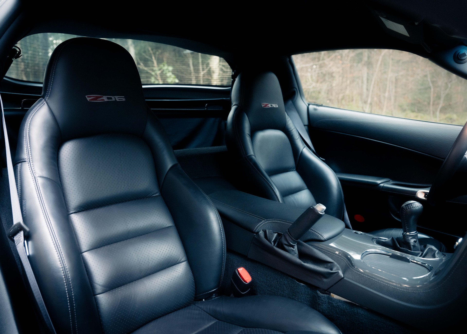 CHEVROLET Z06-image-13