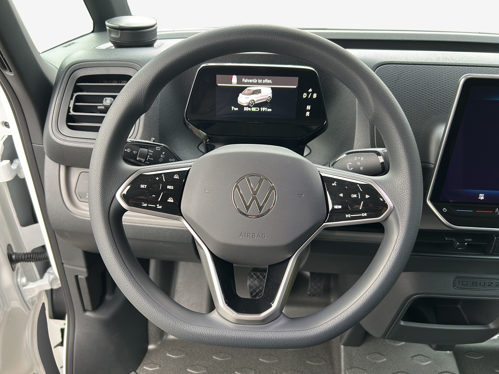 VW ID. Buzz Cargo Pro-image-9
