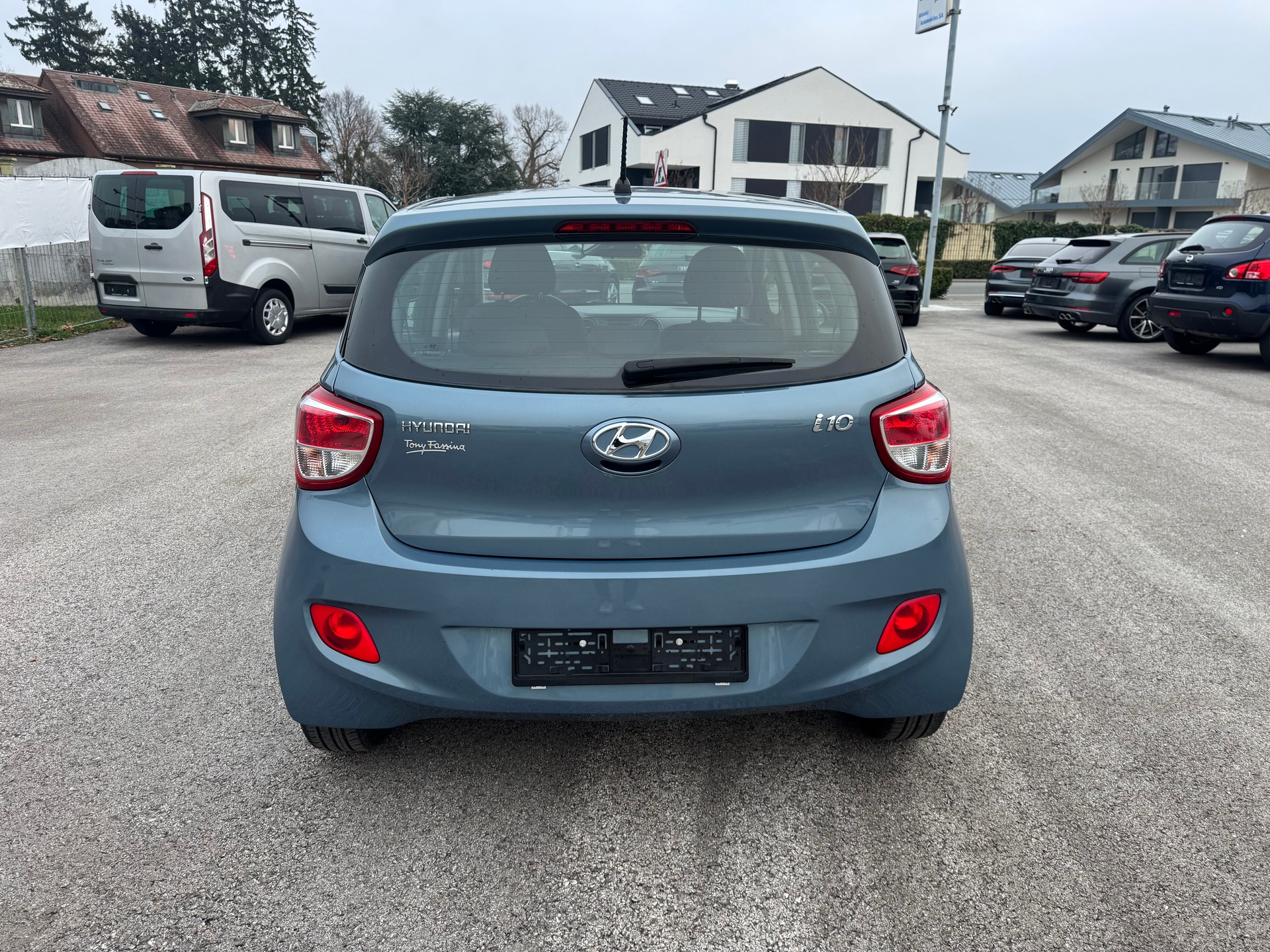 HYUNDAI i10 1.0 Amplia-image-4