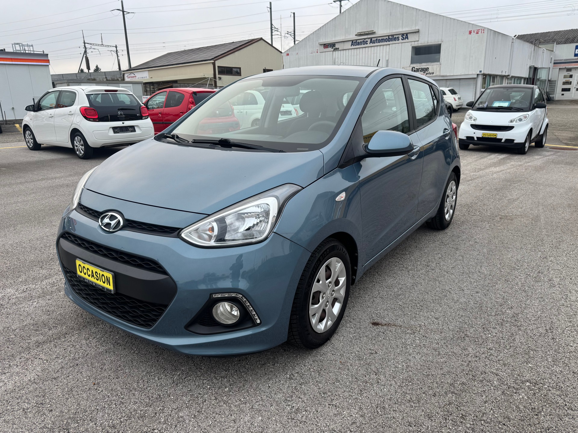 HYUNDAI i10 1.0 Amplia-image-1
