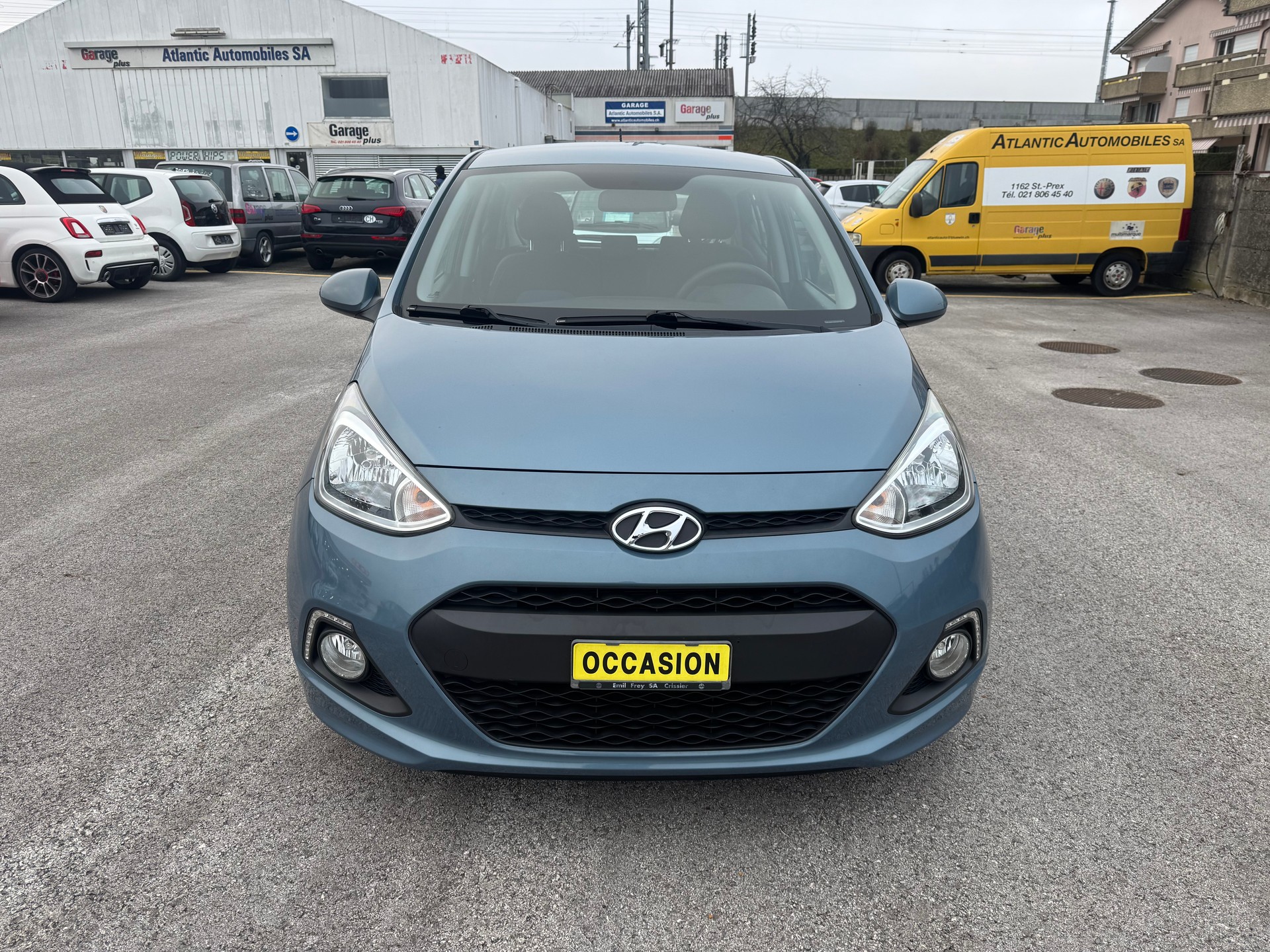 HYUNDAI i10 1.0 Amplia