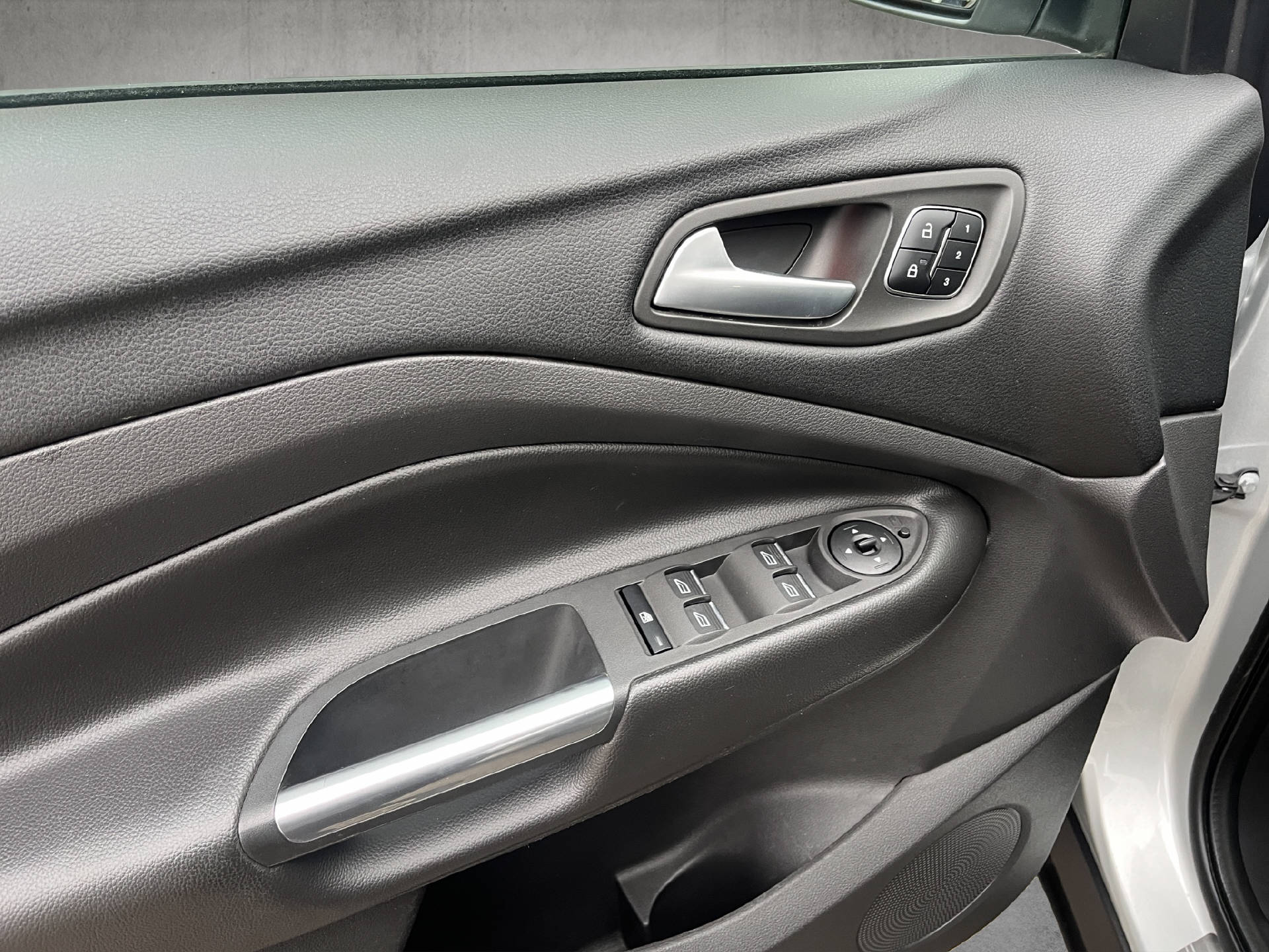 FORD Kuga 2.0 TDCi 180 Titanium FPS-image-12