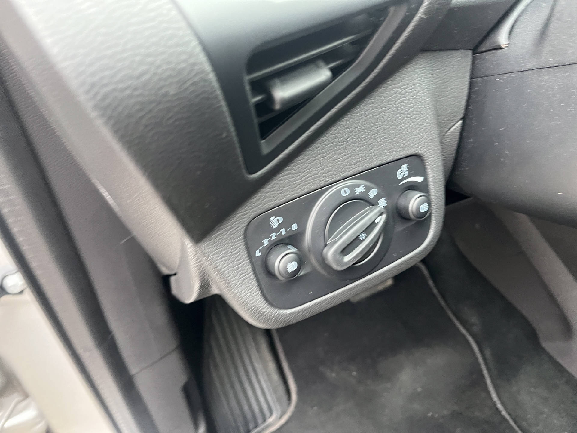 FORD Kuga 2.0 TDCi 180 Titanium FPS-image-28