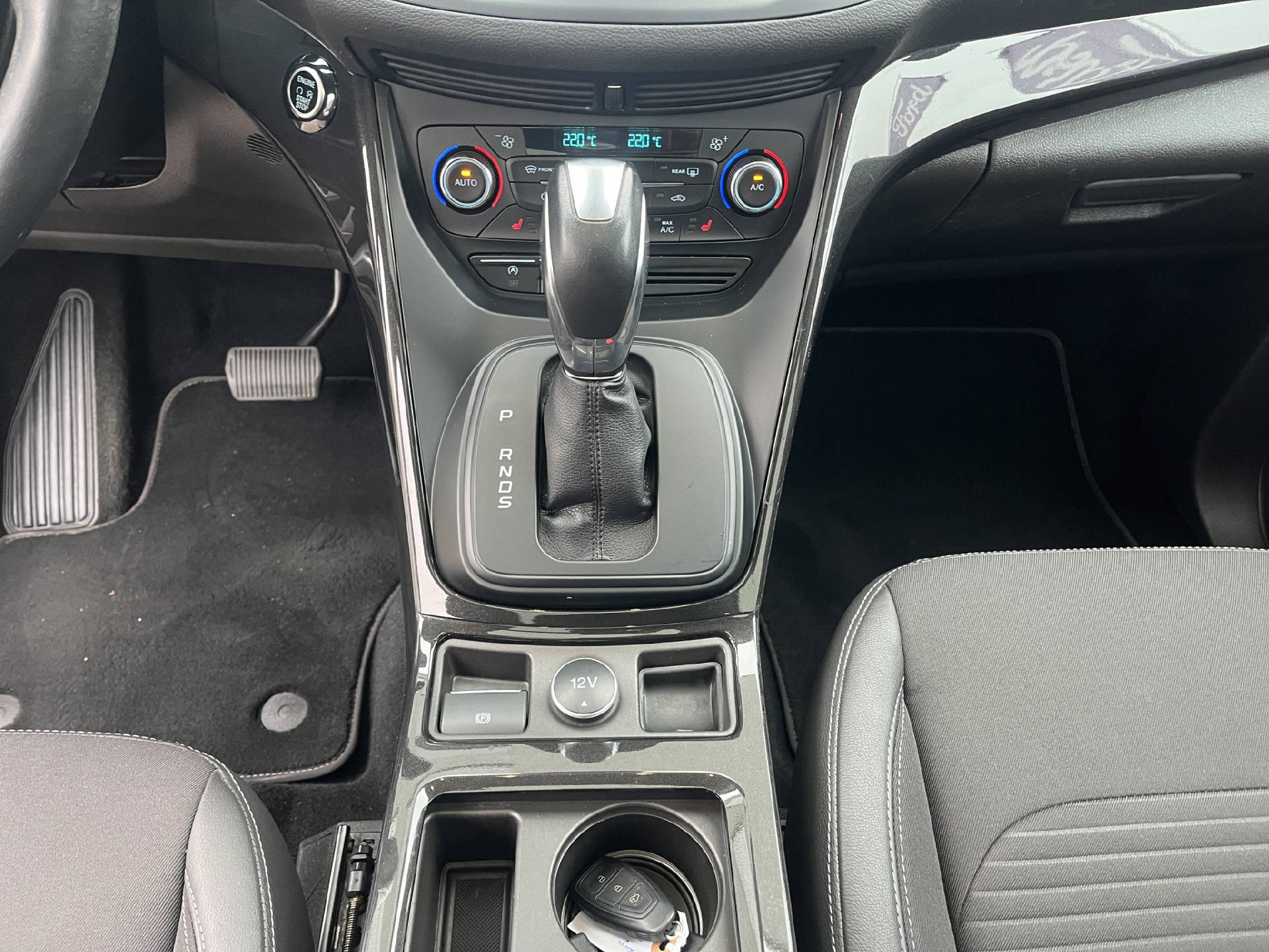 FORD Kuga 2.0 TDCi 180 Titanium FPS-image-16