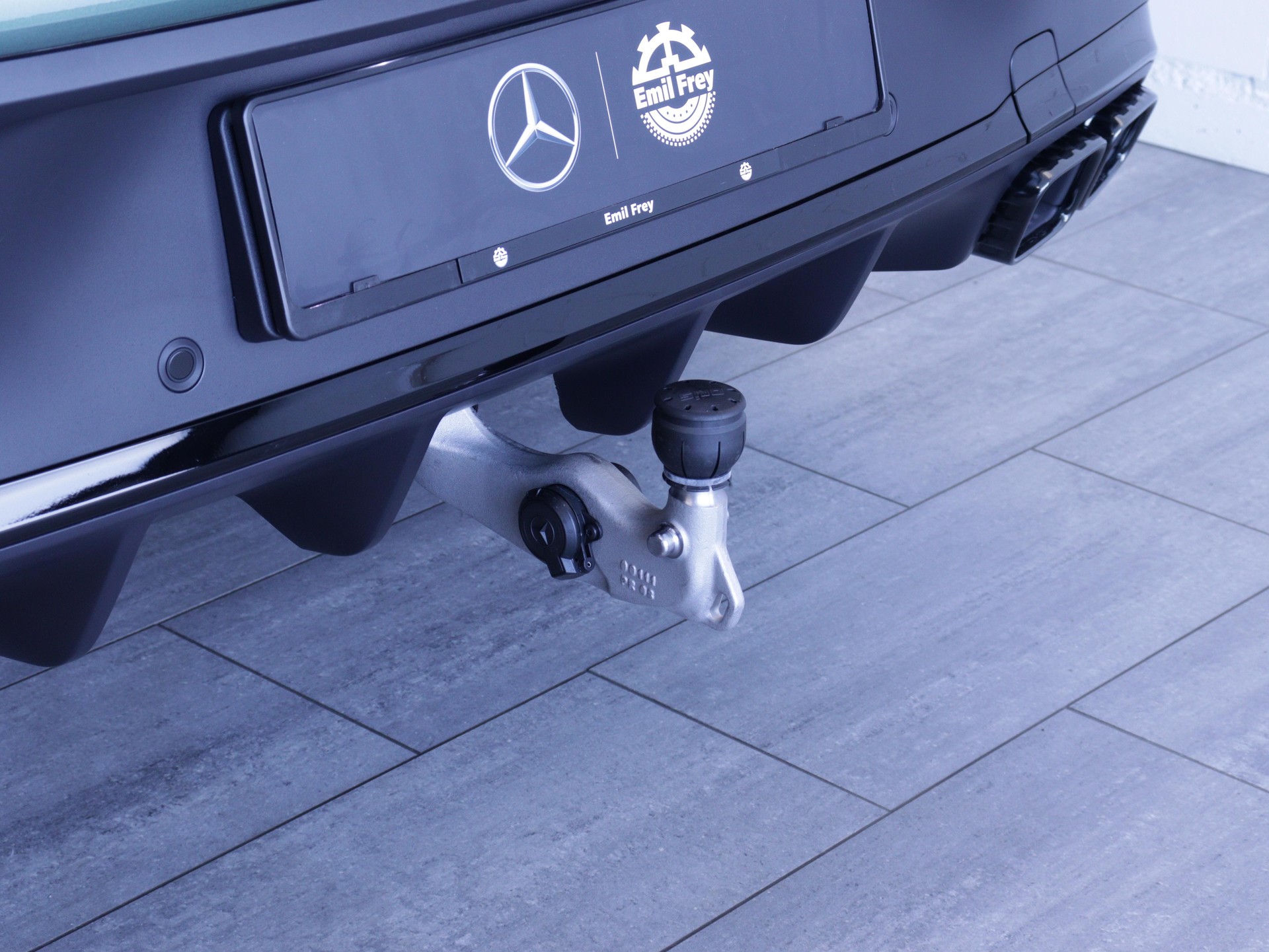 MERCEDES-BENZ GLE 63 S AMG 4matic+ Coupé-image-14