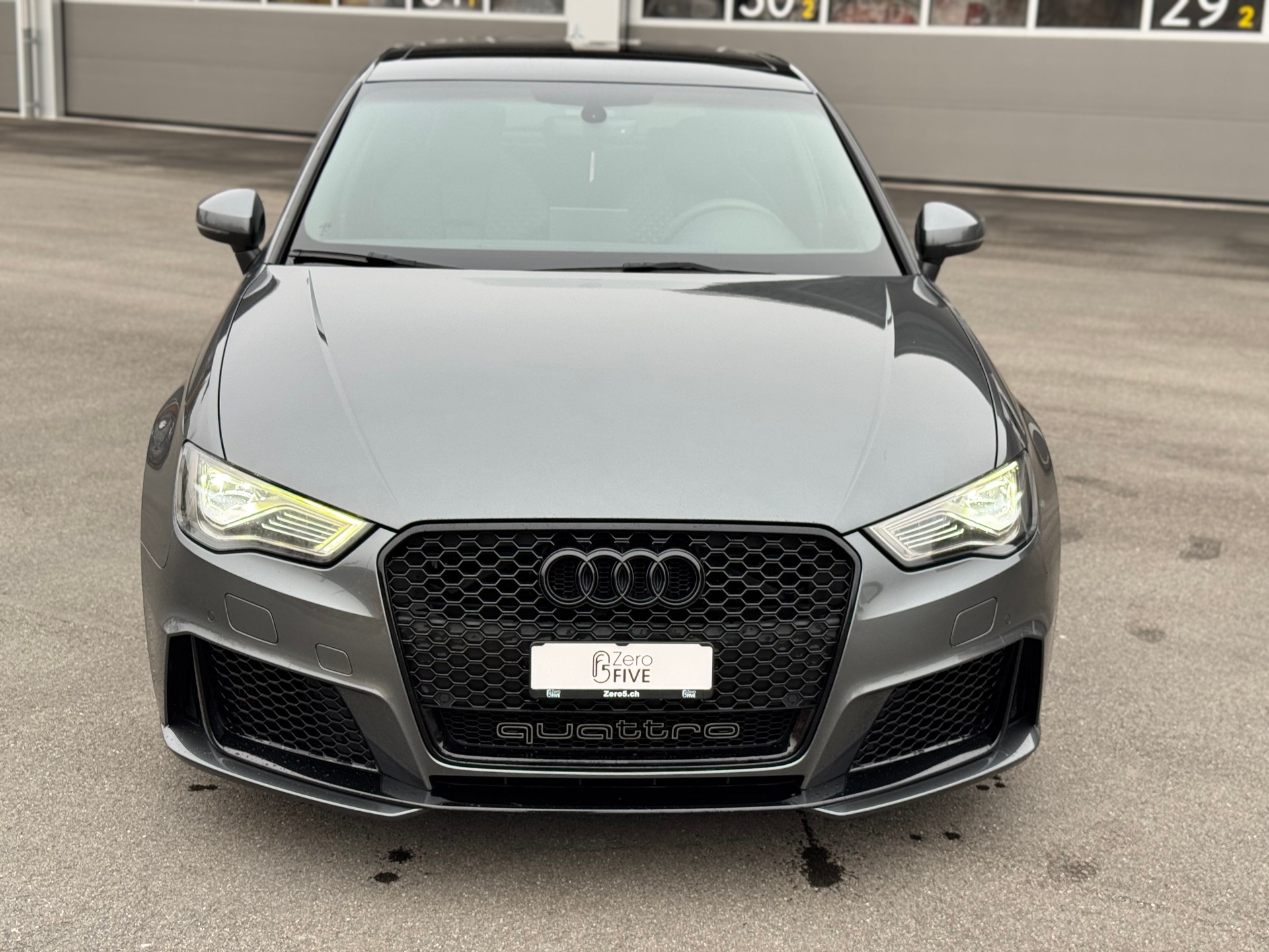 AUDI RS3 2.5 TSI quattro S-tronic-image-1