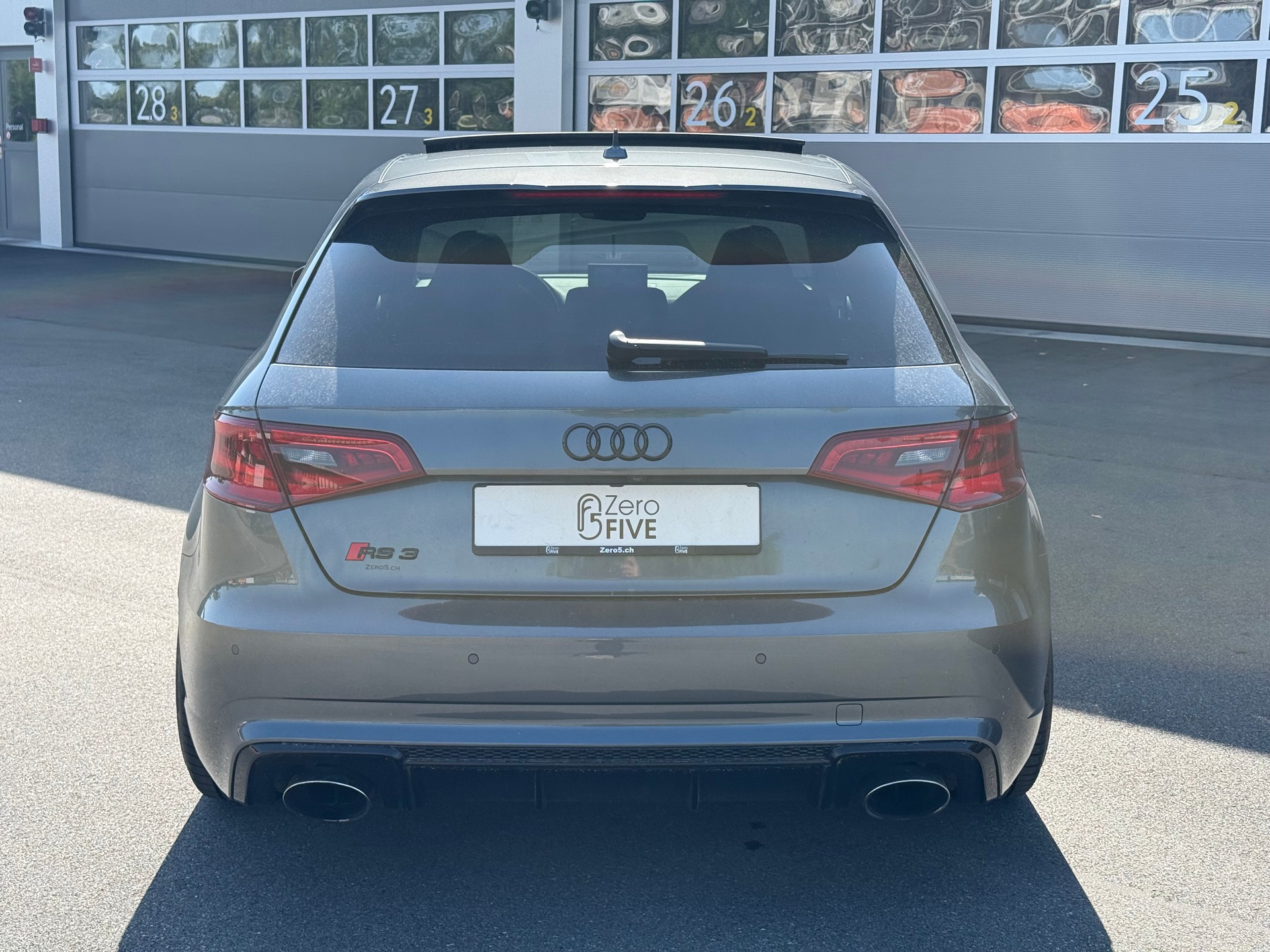 AUDI RS3 2.5 TSI quattro S-tronic-image-4