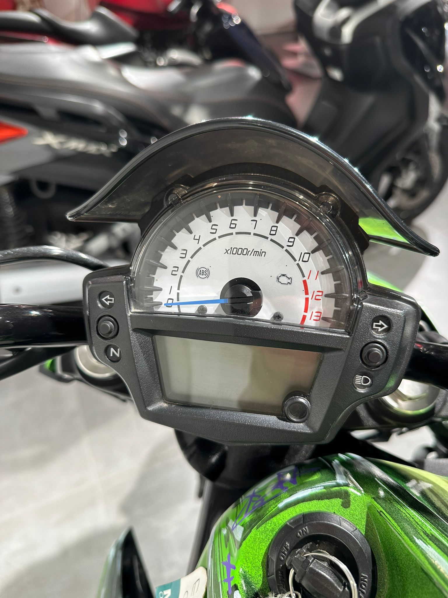 KAWASAKI ER-6 n ABS-image-5
