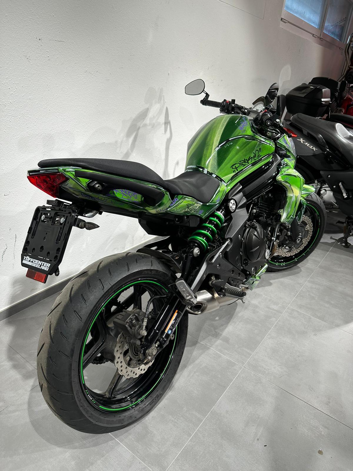 KAWASAKI ER-6 n ABS-showroom-element-2