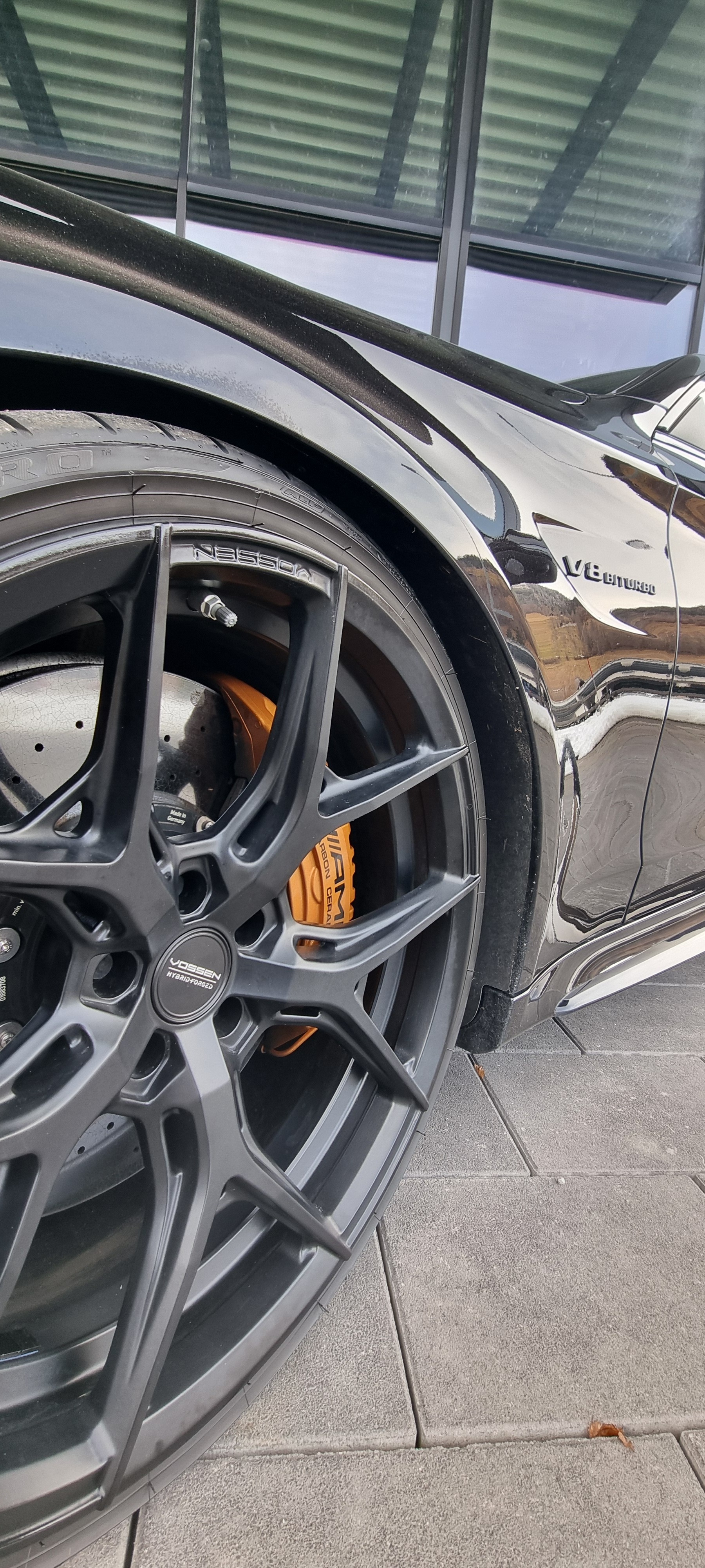 MERCEDES-BENZ C 63 S AMG-image-2