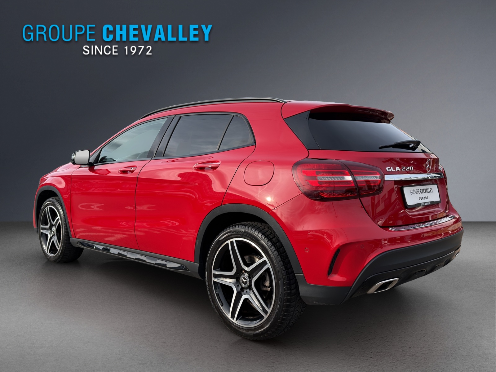 MERCEDES-BENZ GLA 220 AMG Line 4Matic 7G-DCT-image-3