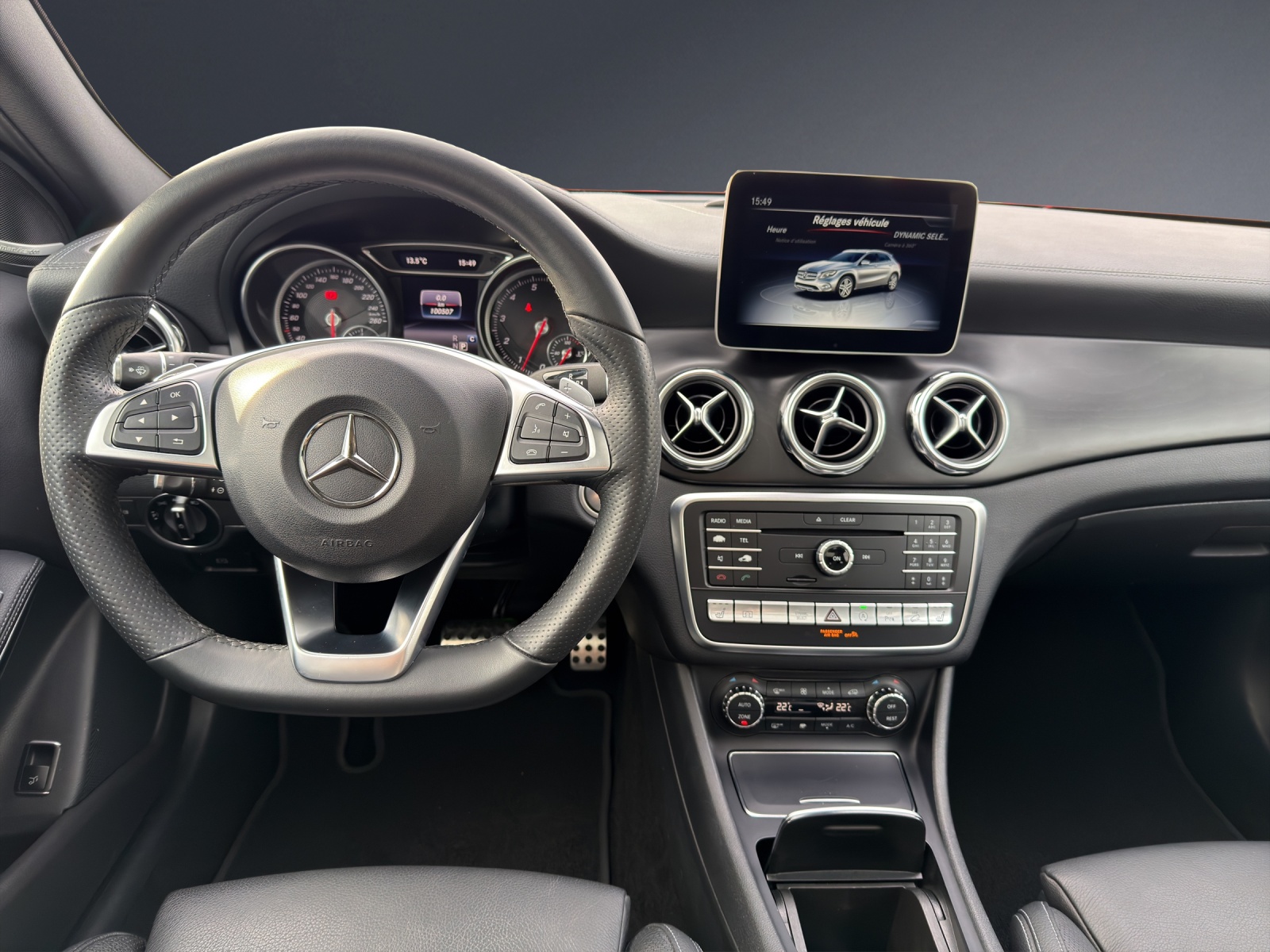 MERCEDES-BENZ GLA 220 AMG Line 4Matic 7G-DCT-image-7