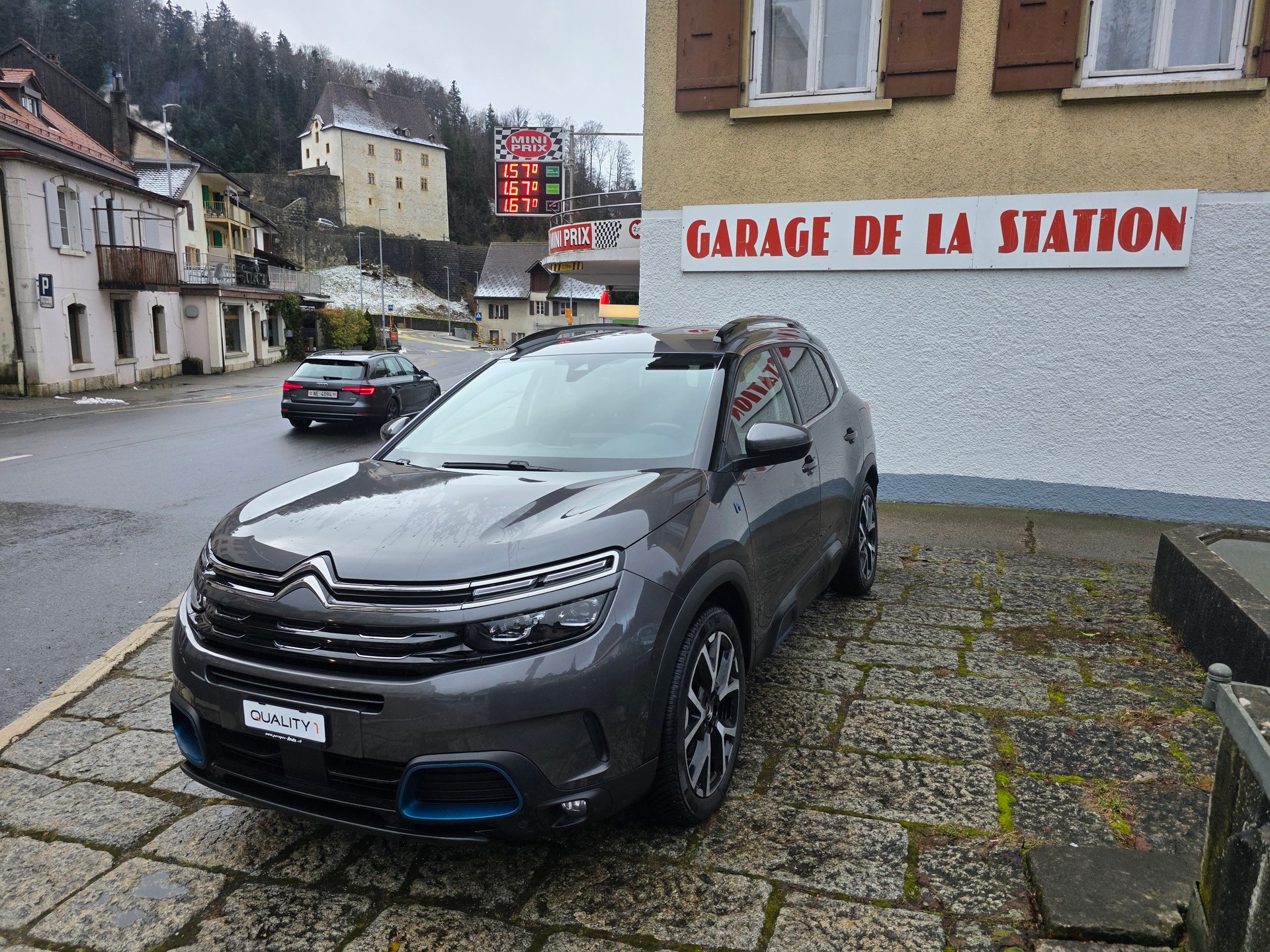 CITROEN C5 Aircross 1.6 PHEV Shine-image-0