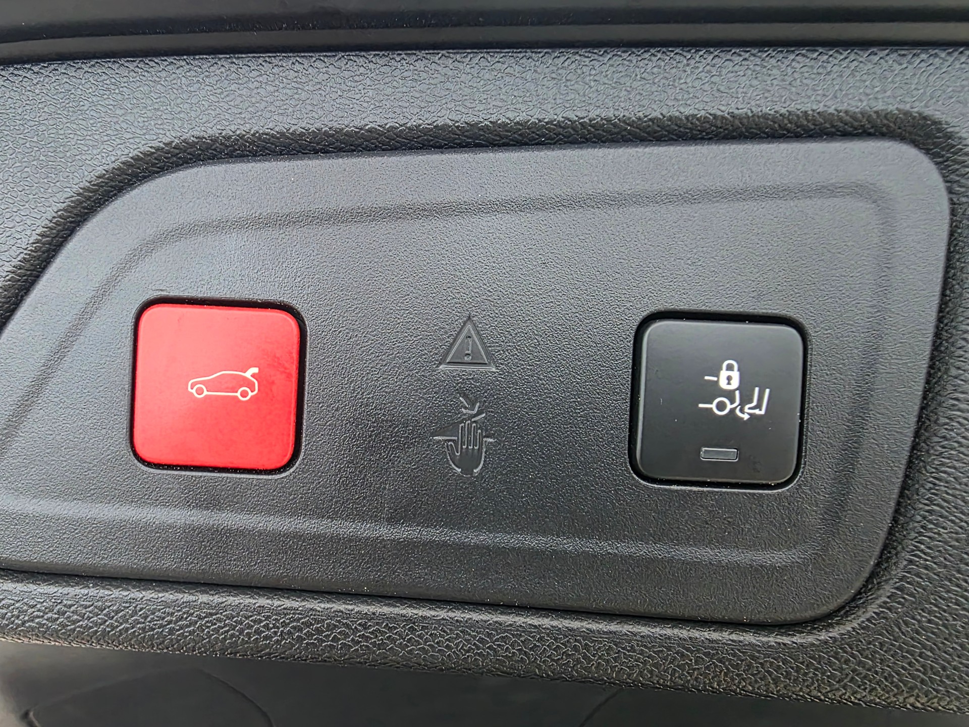 CITROEN C5 Aircross 1.6 PHEV Shine-image-15
